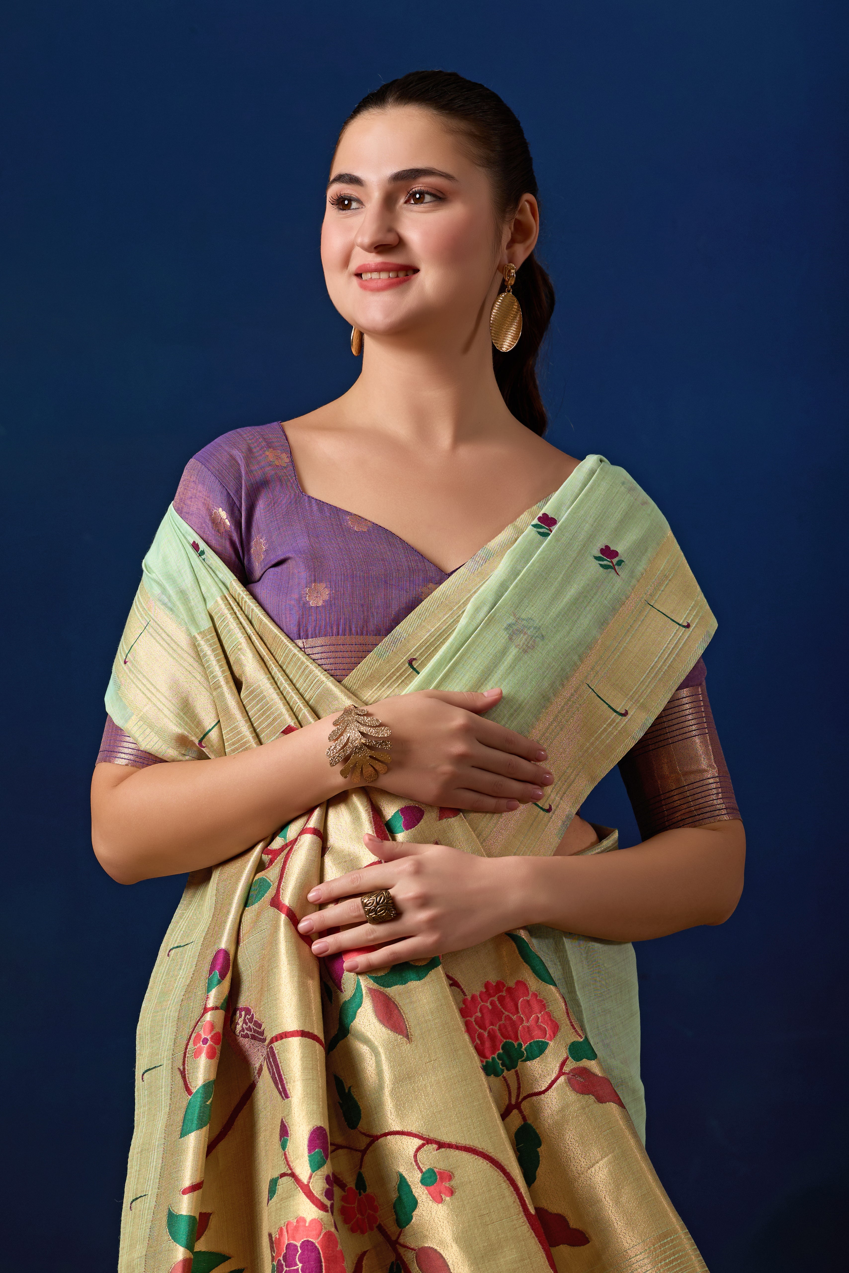 Classic Tree Pallu Paithani Silk Saree in Pista with Majanta Contrast