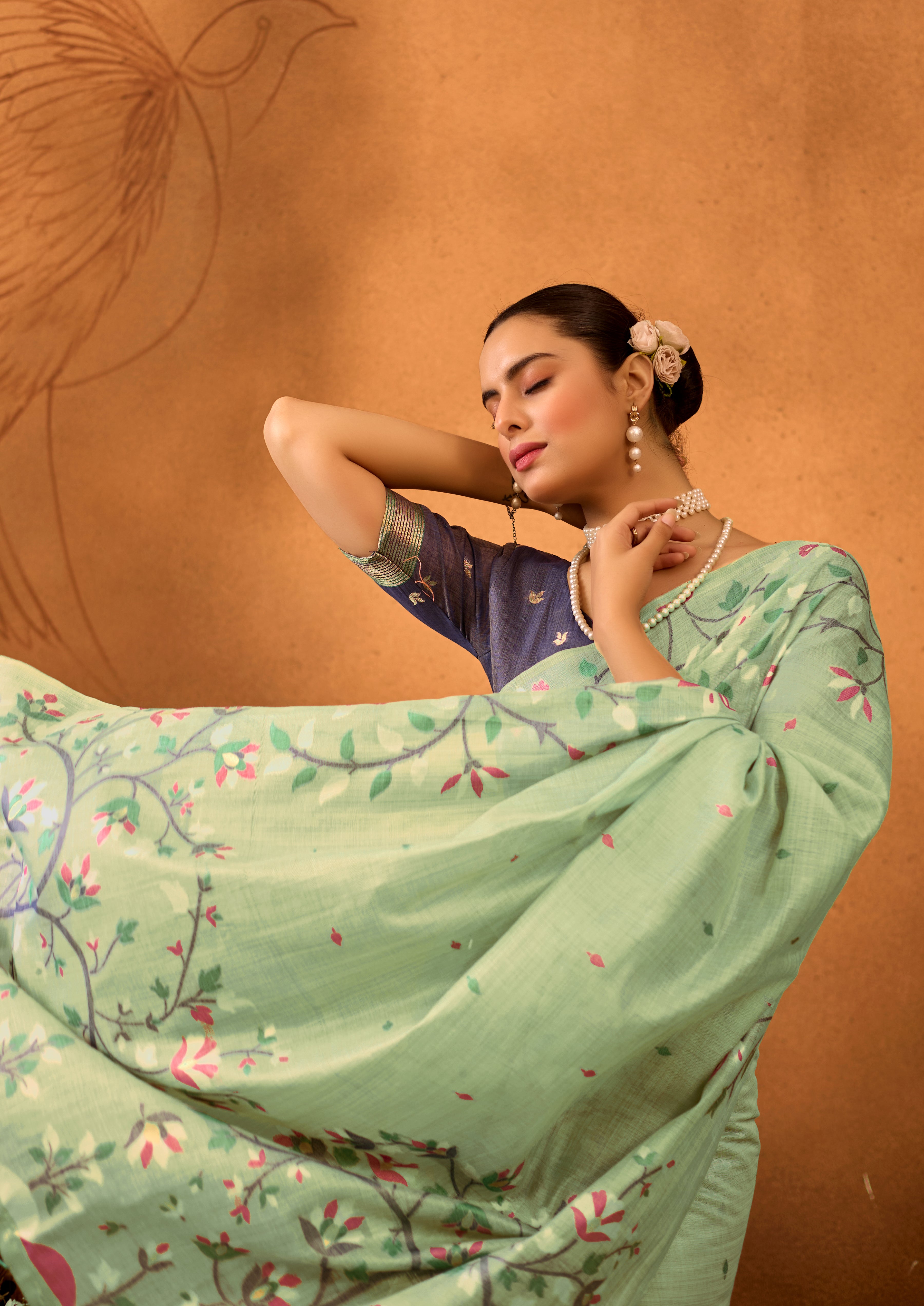 Woven Floral Design Muga Cotton Saree in C Green