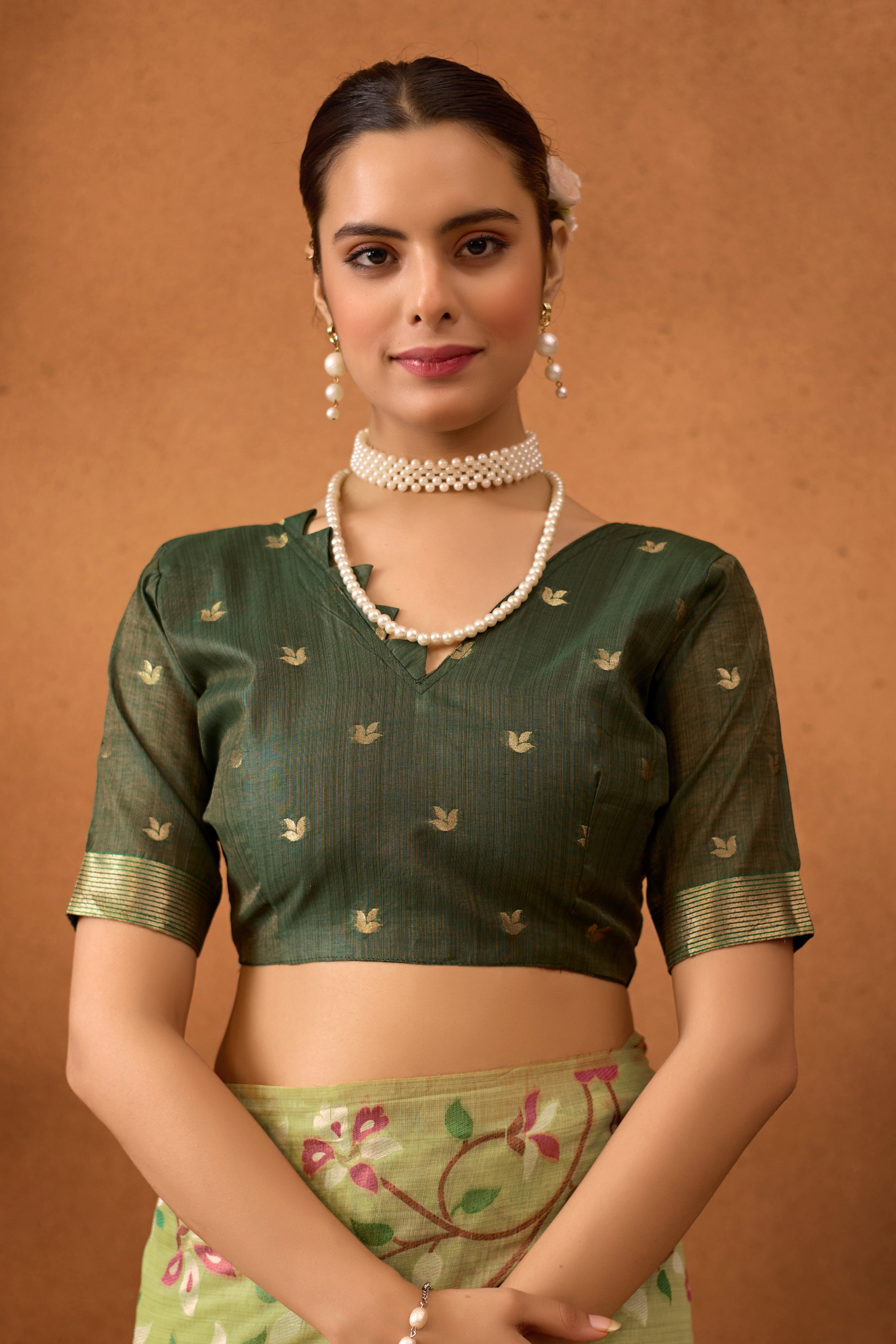 Woven Floral Design Muga Cotton Saree in Pista Green