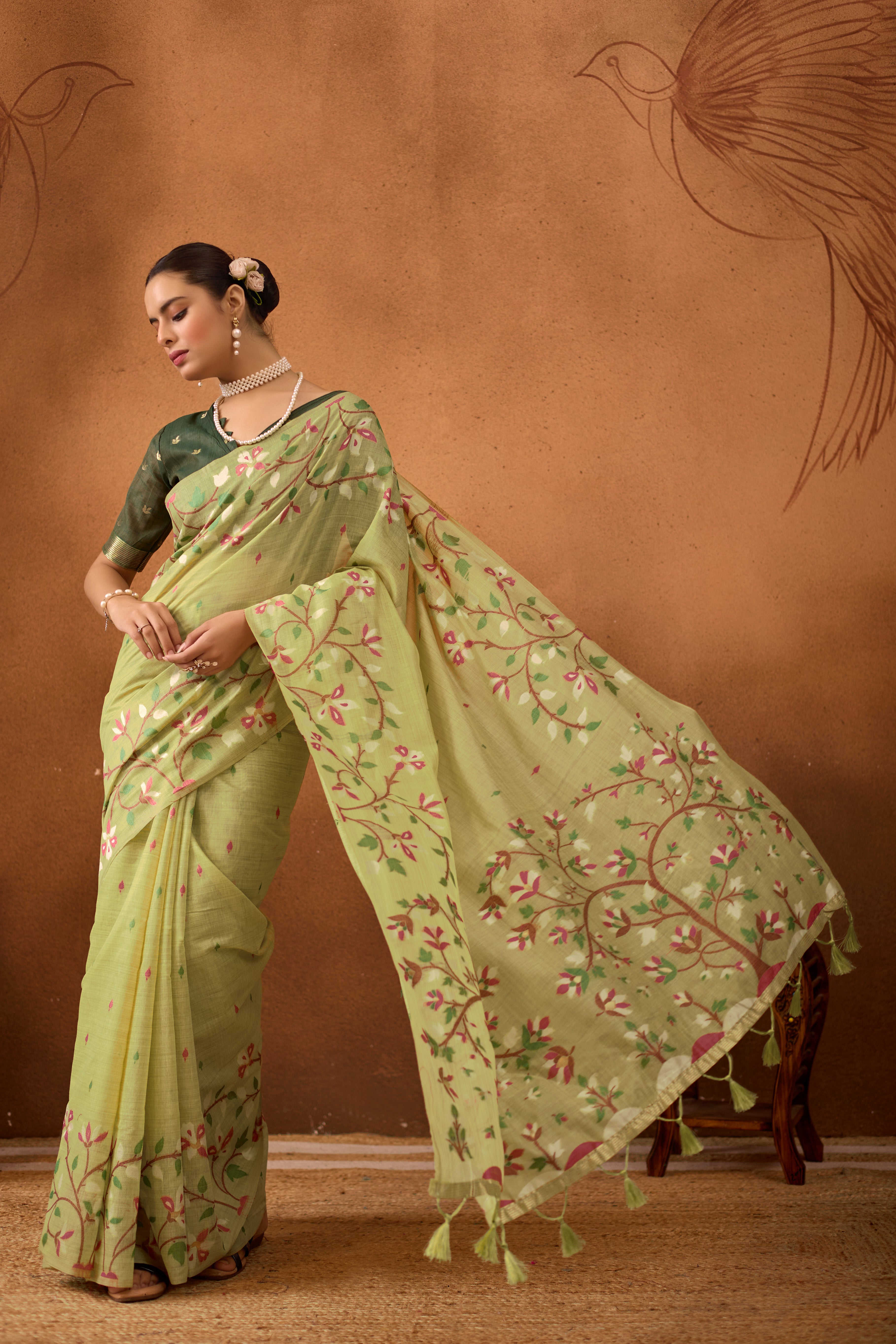 Woven Floral Design Muga Cotton Saree in Pista Green