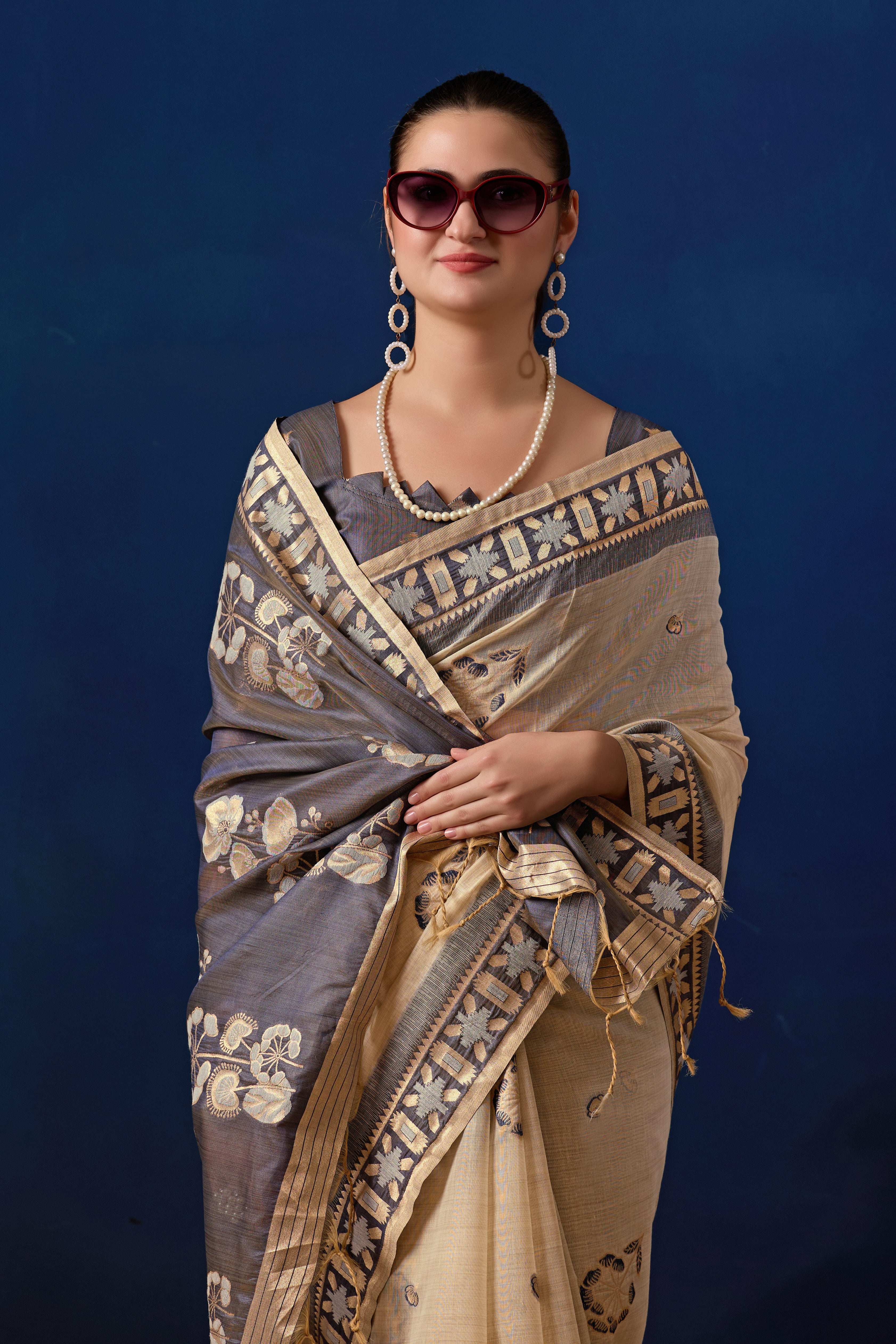 Elegant Cotton Silk Saree in Cream with Navy Blue Contrast