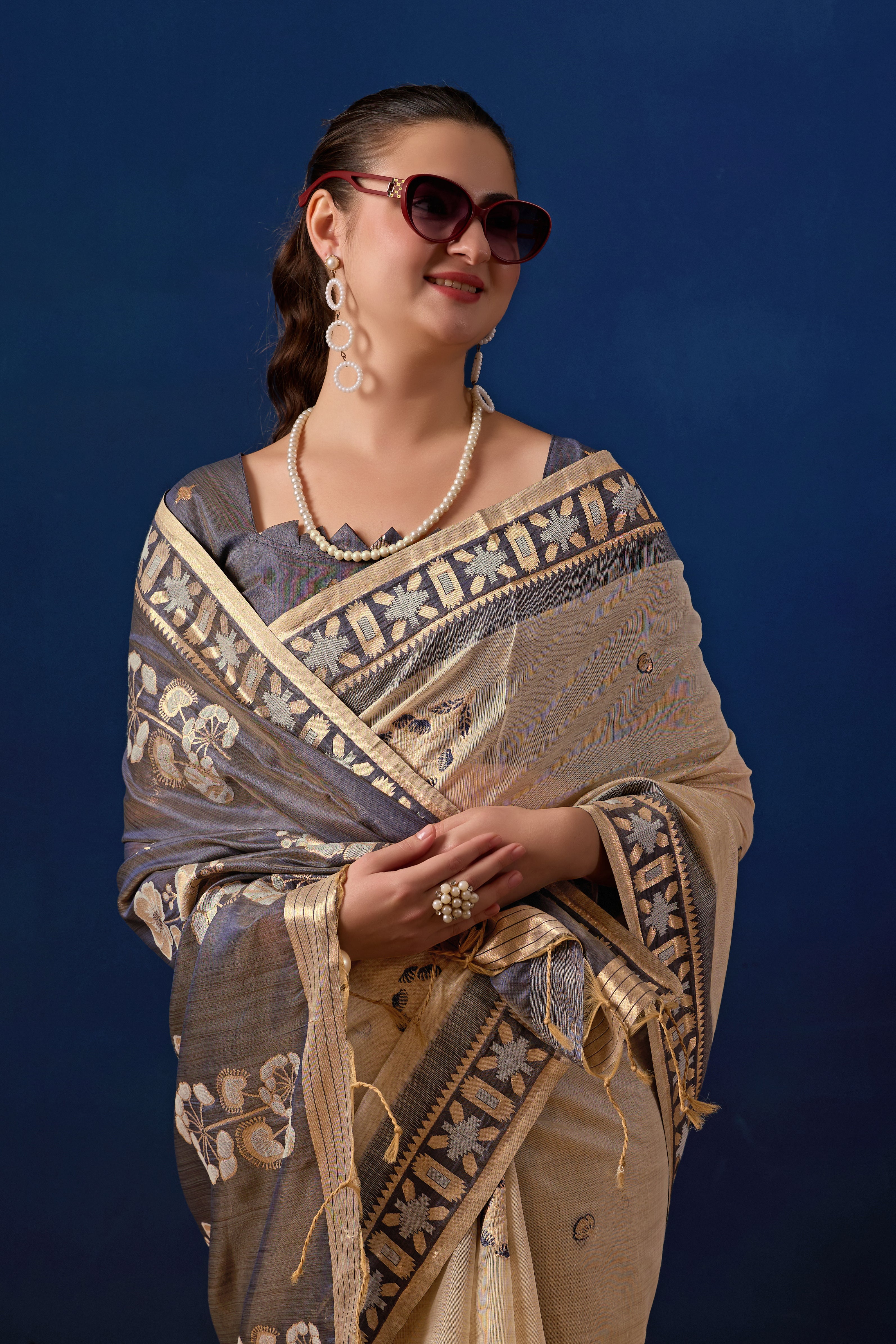 Elegant Cotton Silk Saree in Cream with Navy Blue Contrast