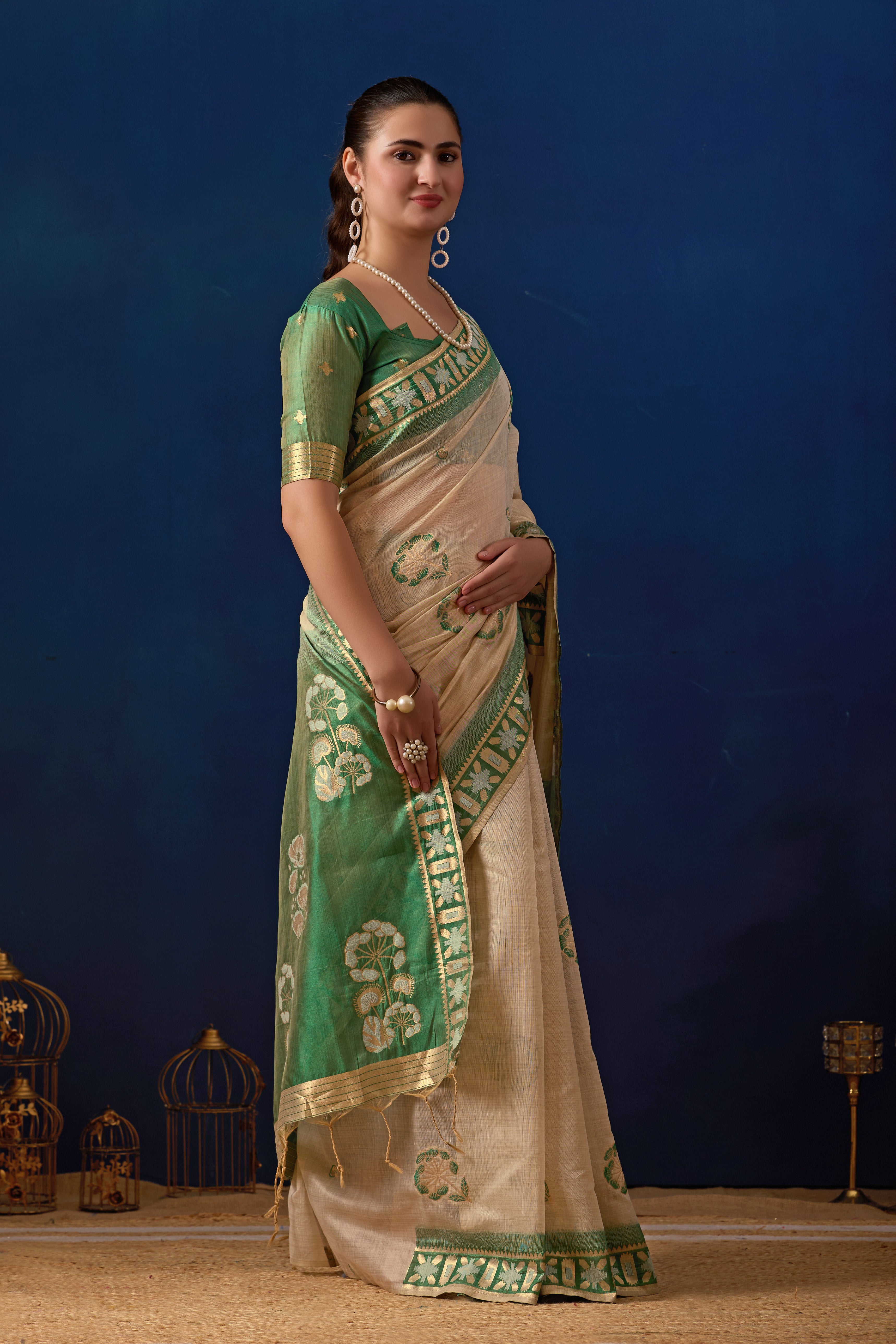 Elegant Cotton Silk Saree in Cream with Green Contrast
