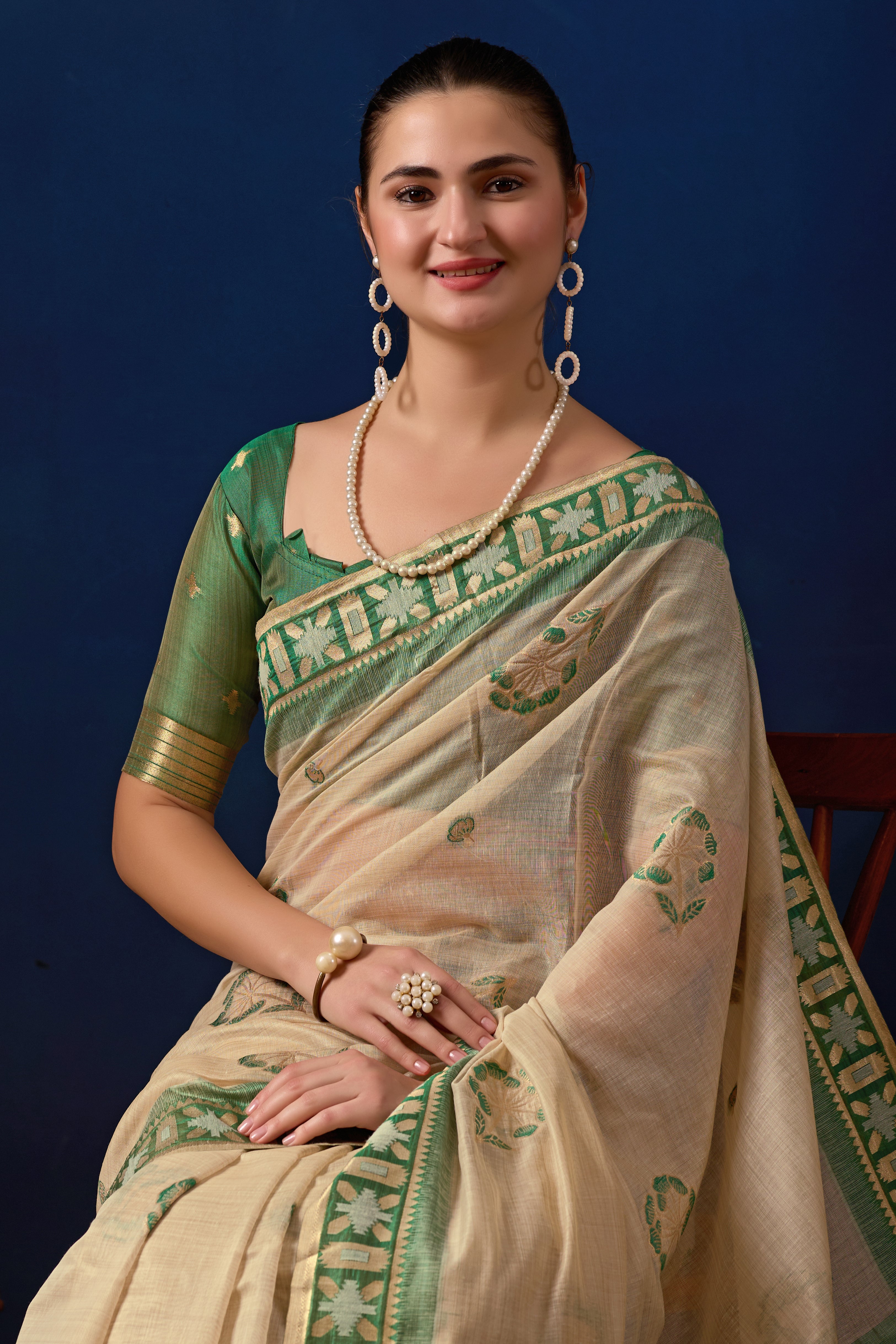 Elegant Cotton Silk Saree in Cream with Green Contrast