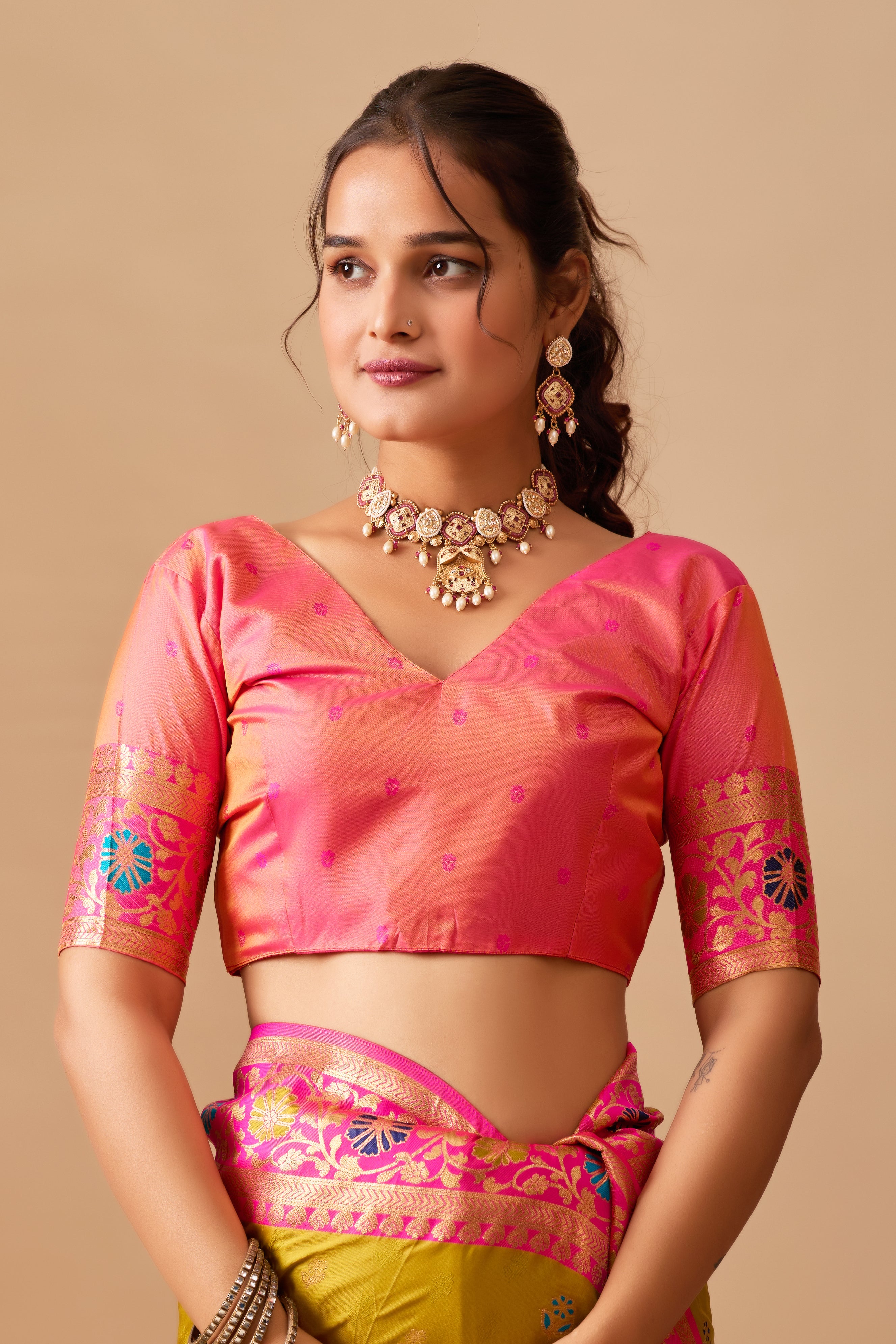 Kavya Banarasi Silk Saree in Mehendi