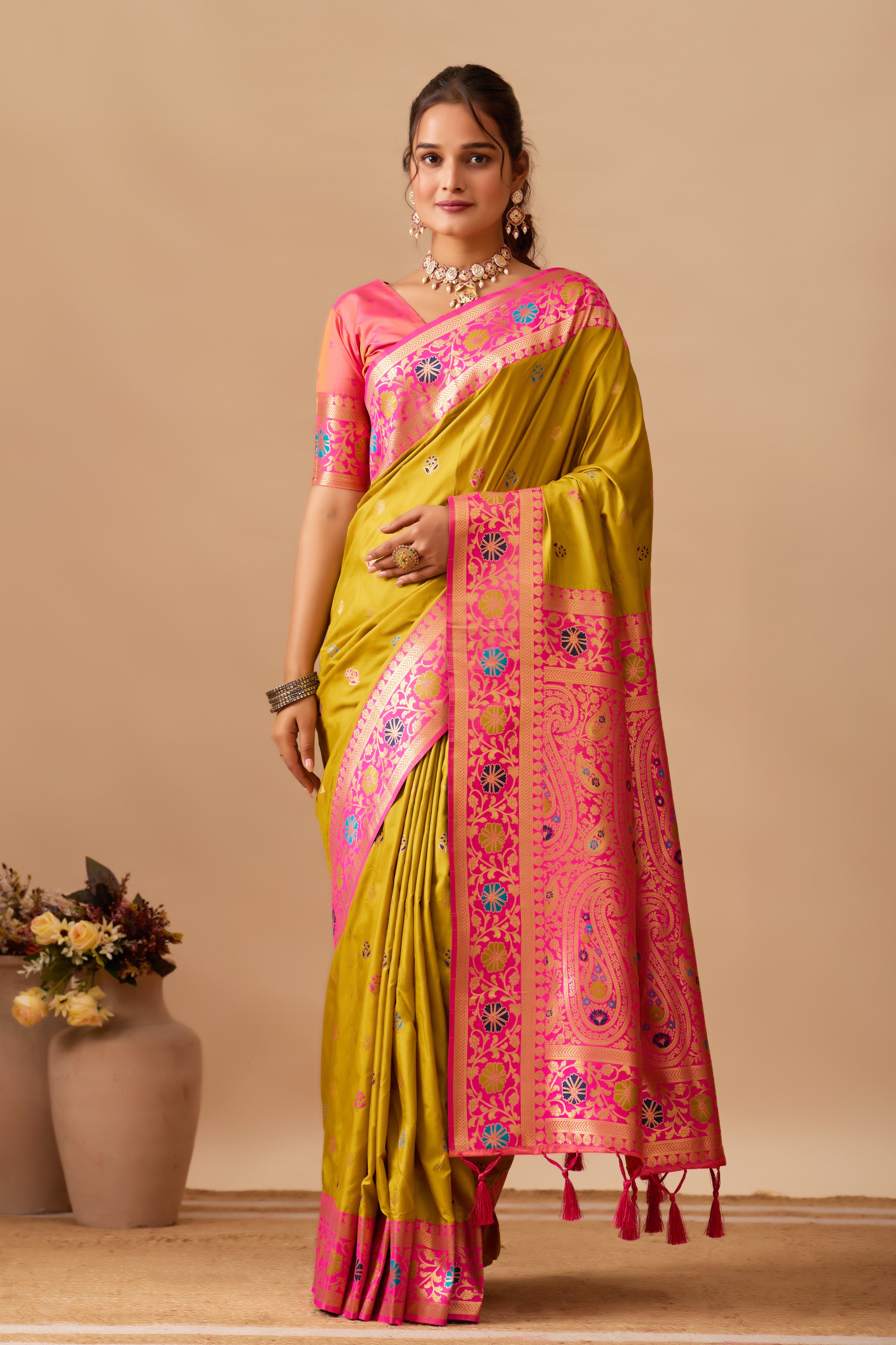 Kavya Banarasi Silk Saree in Mehendi