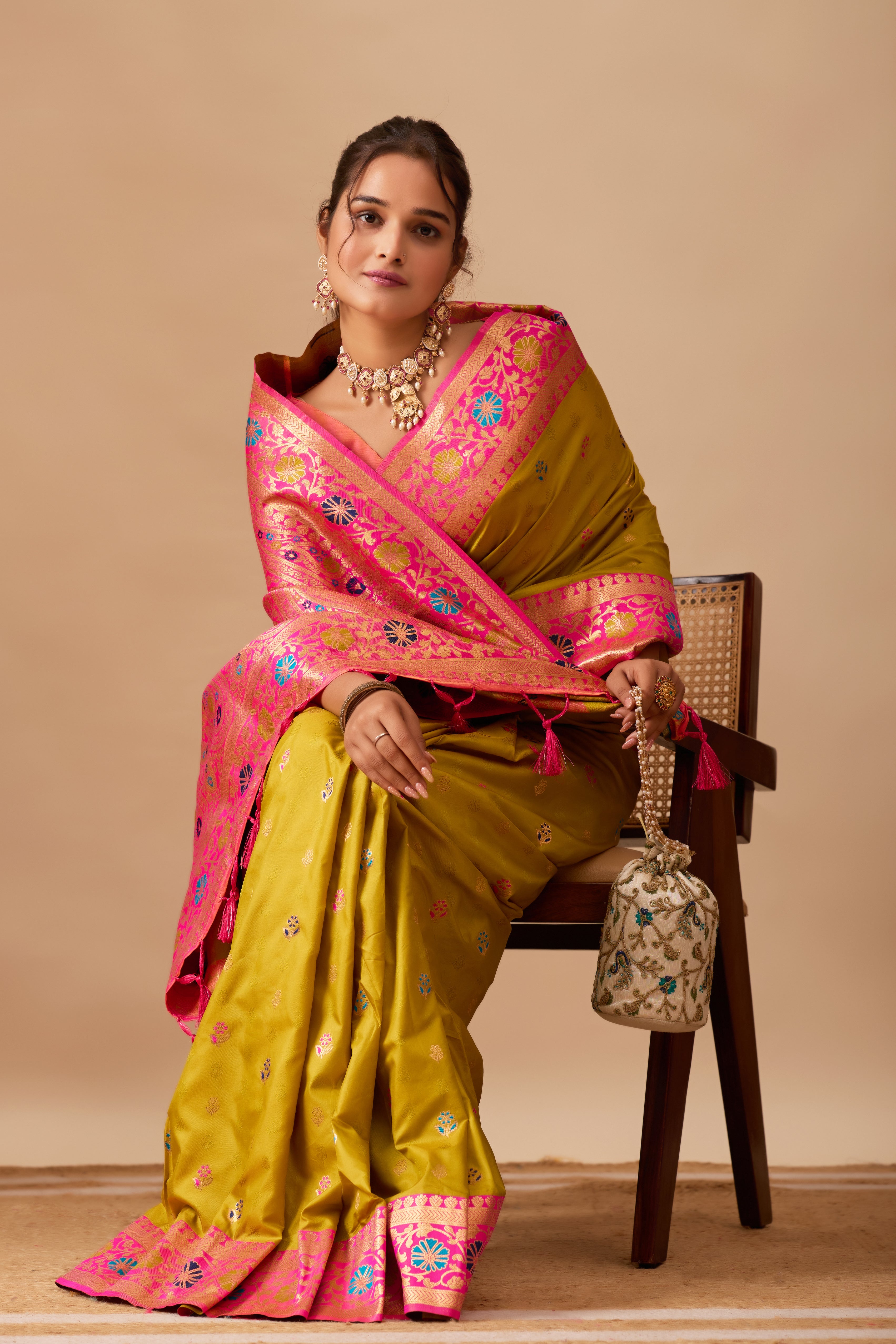 Kavya Banarasi Silk Saree in Mehendi