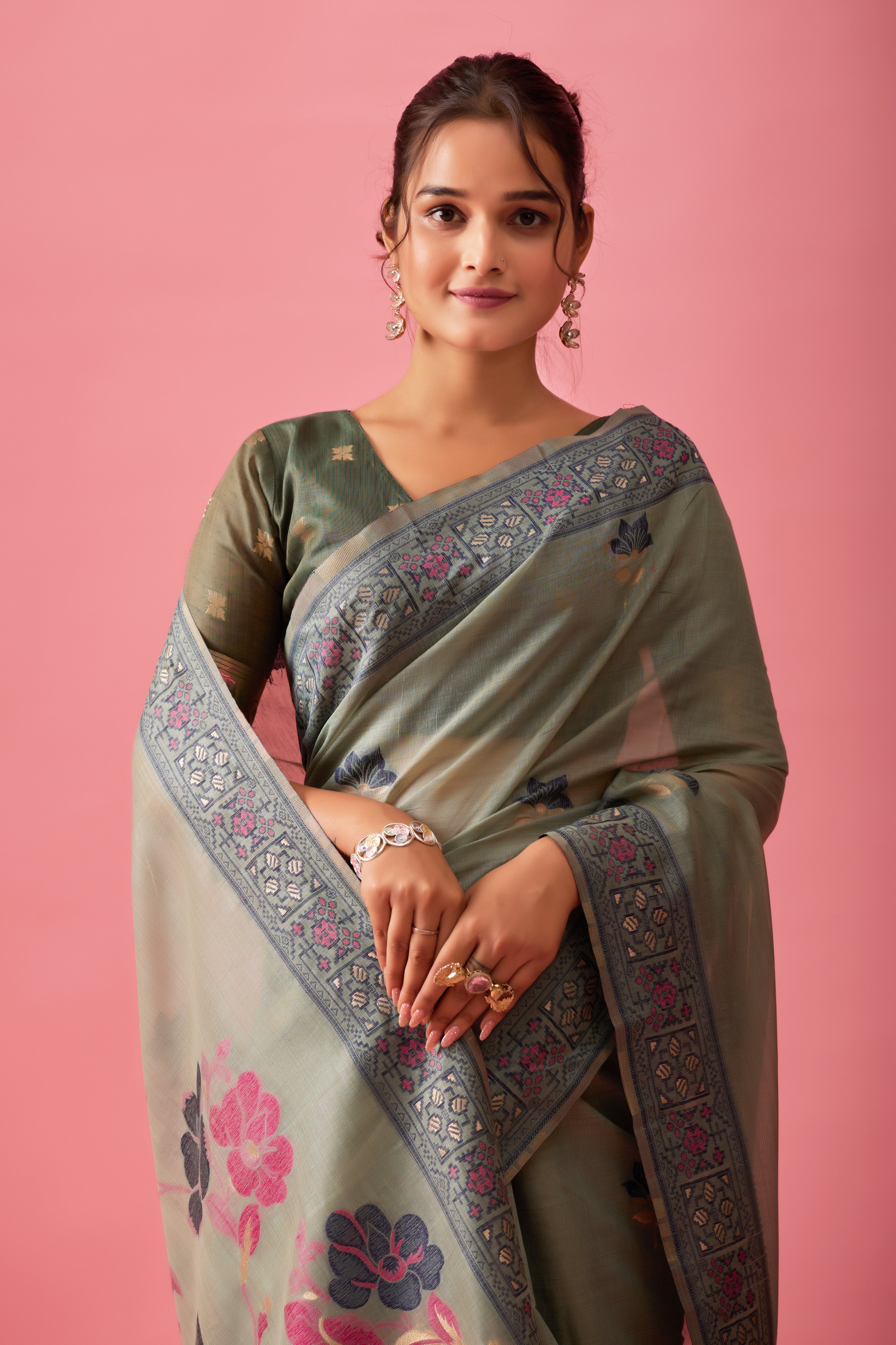 Aarvi Muga Cotton Saree in Green