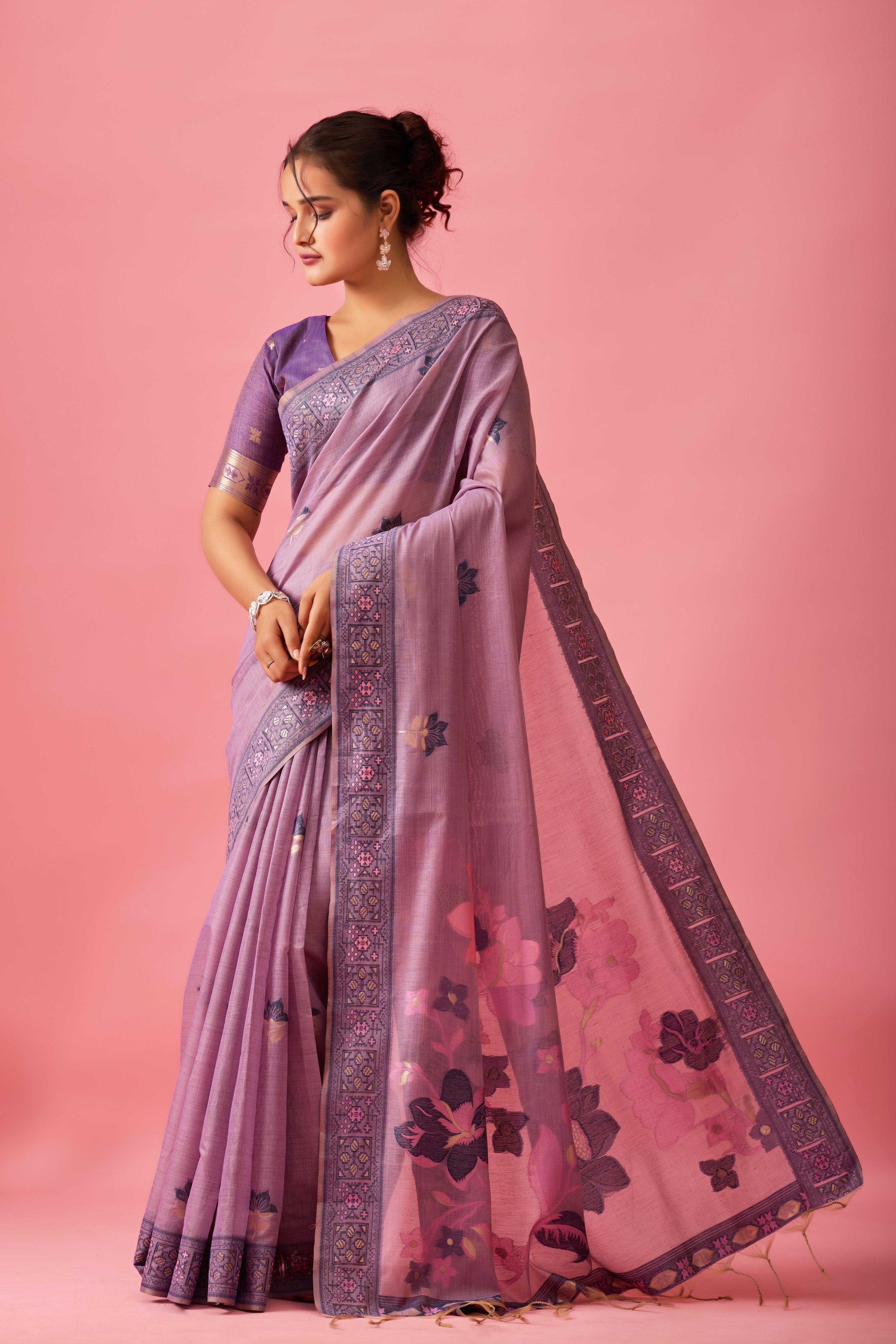 Aarvi Muga Cotton Saree in Lavender