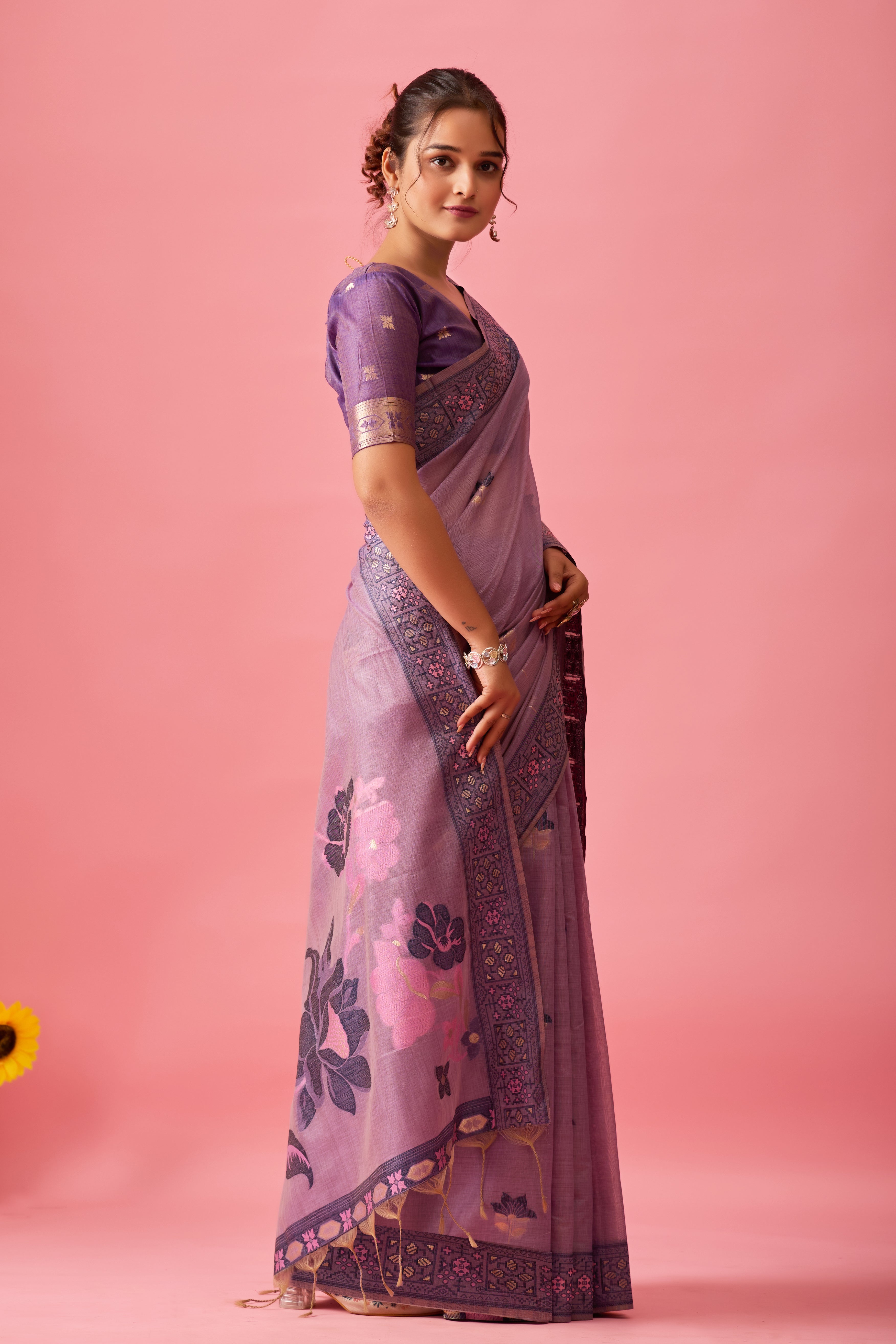 Aarvi Muga Cotton Saree in Lavender