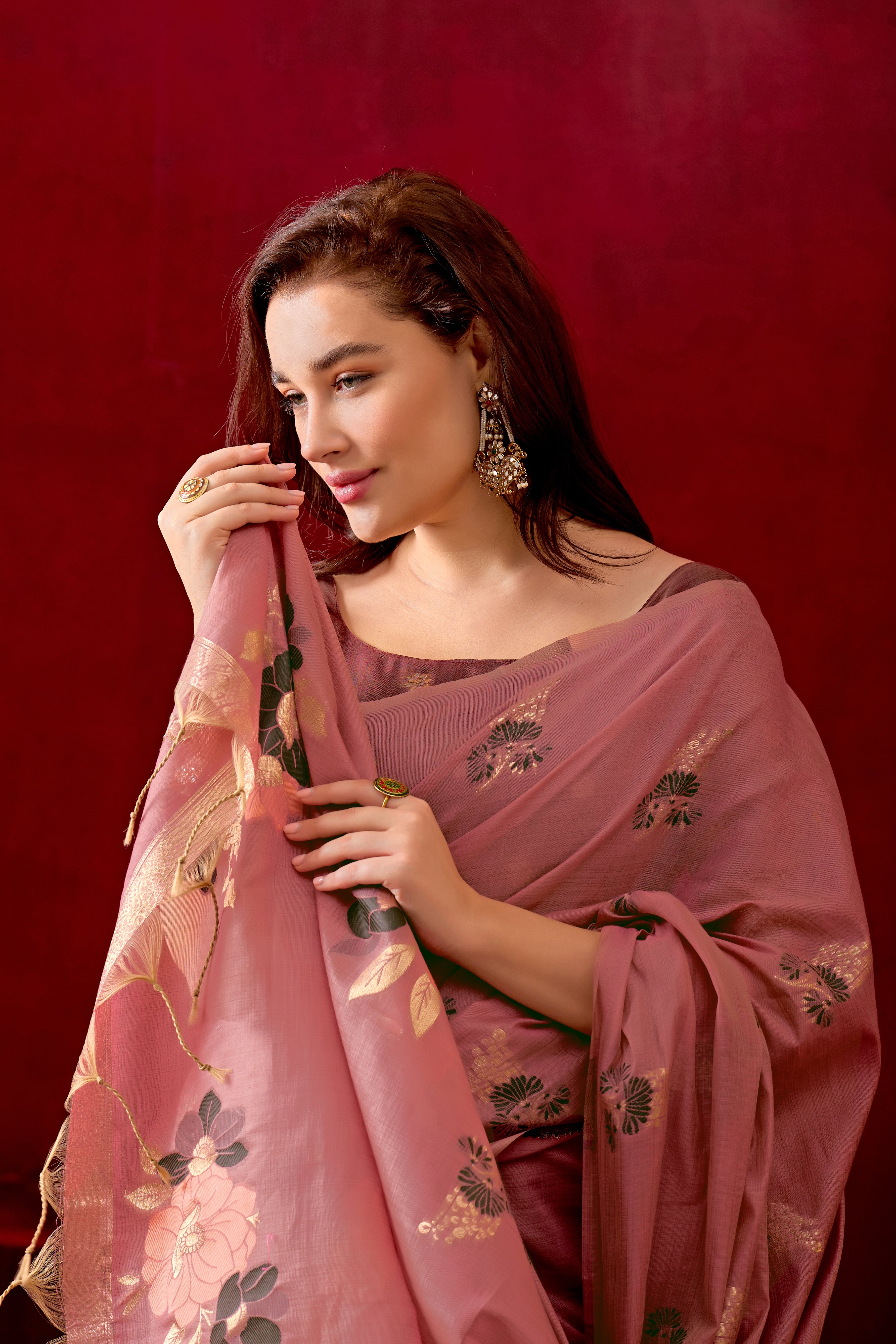 Floral Embellished Embroidered Chanderi Saree in Light Wine