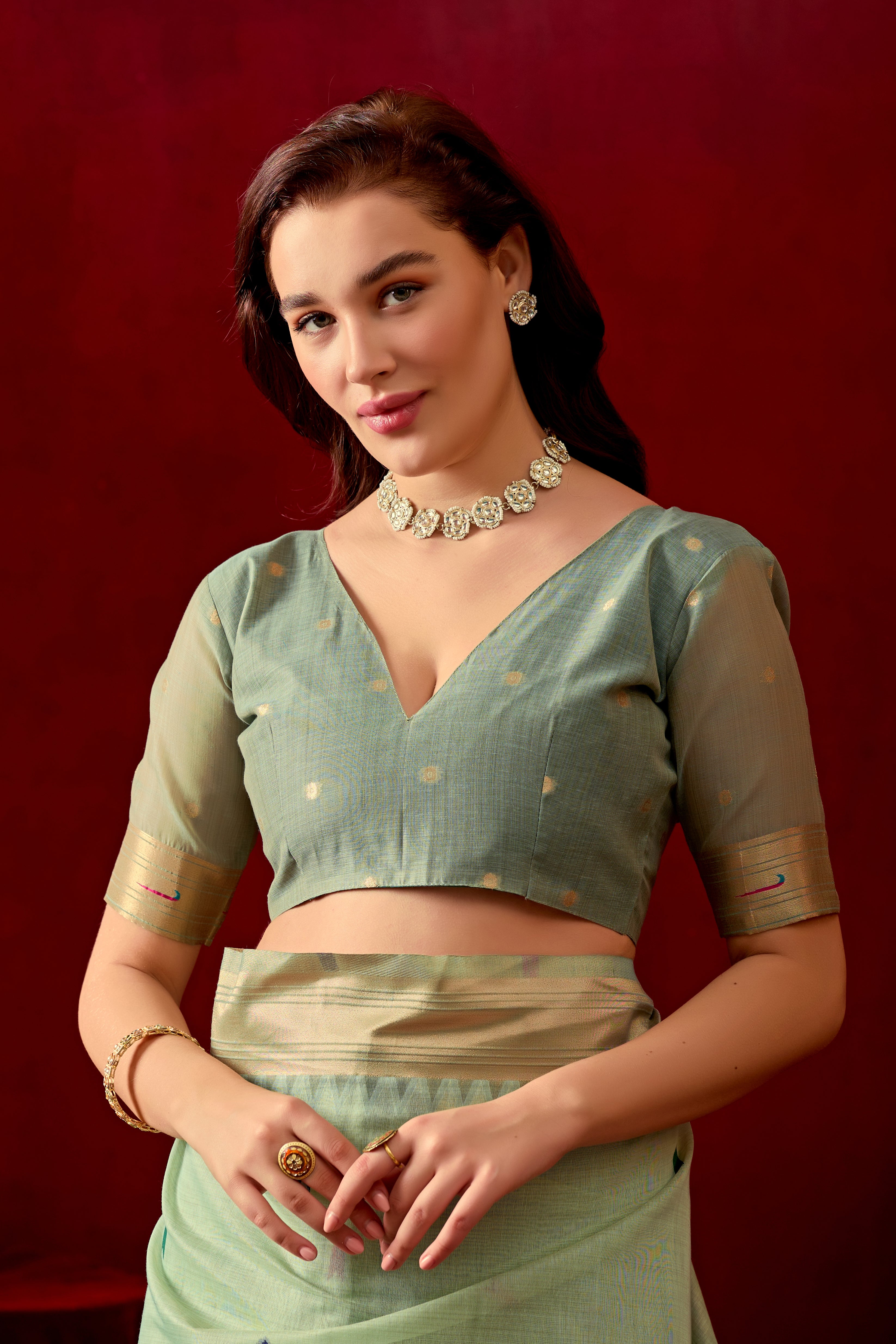 Exquisite Paithani Silk Saree with Peacock & Floral Vine Pallu in C Green