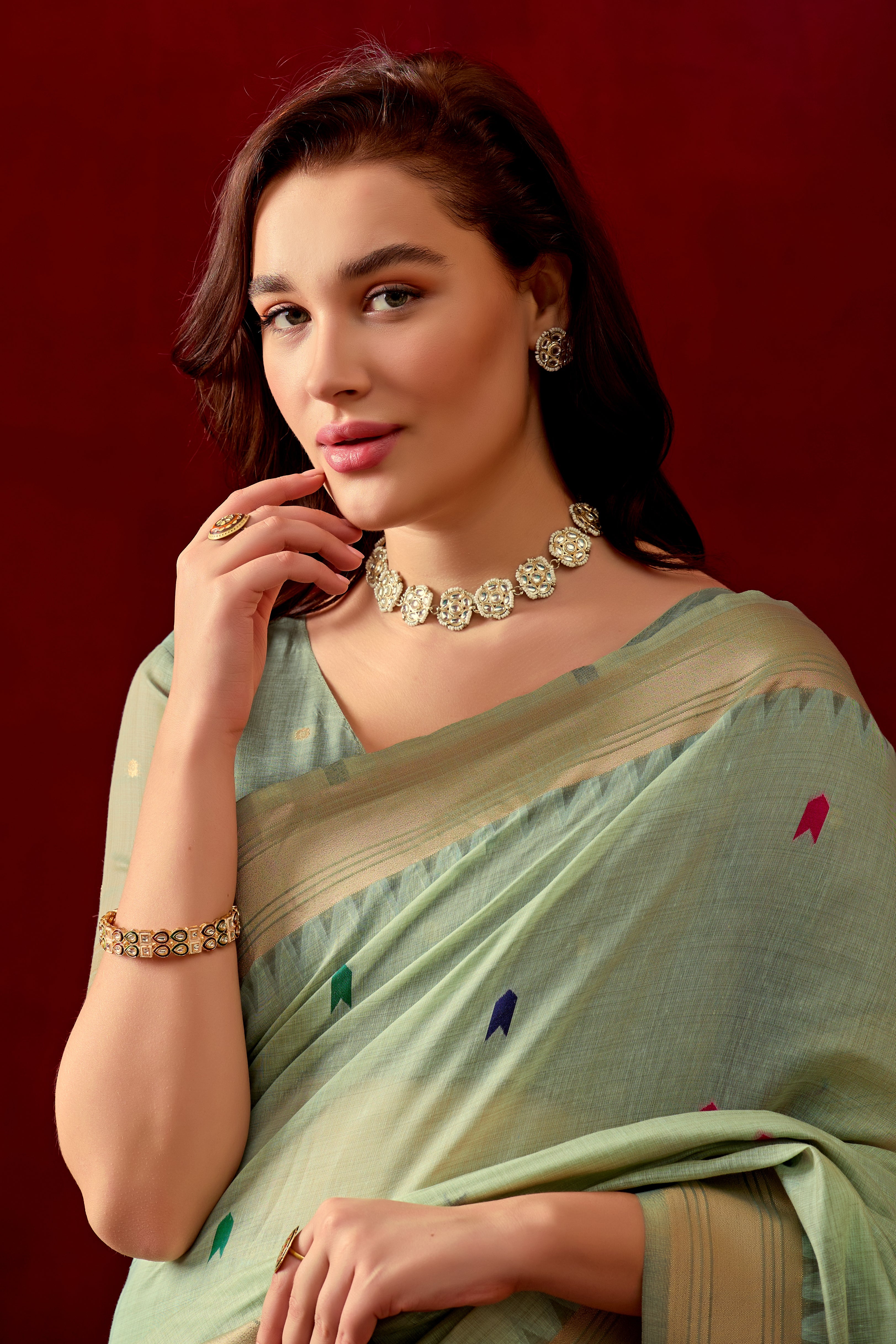 Exquisite Paithani Silk Saree with Peacock & Floral Vine Pallu in C Green