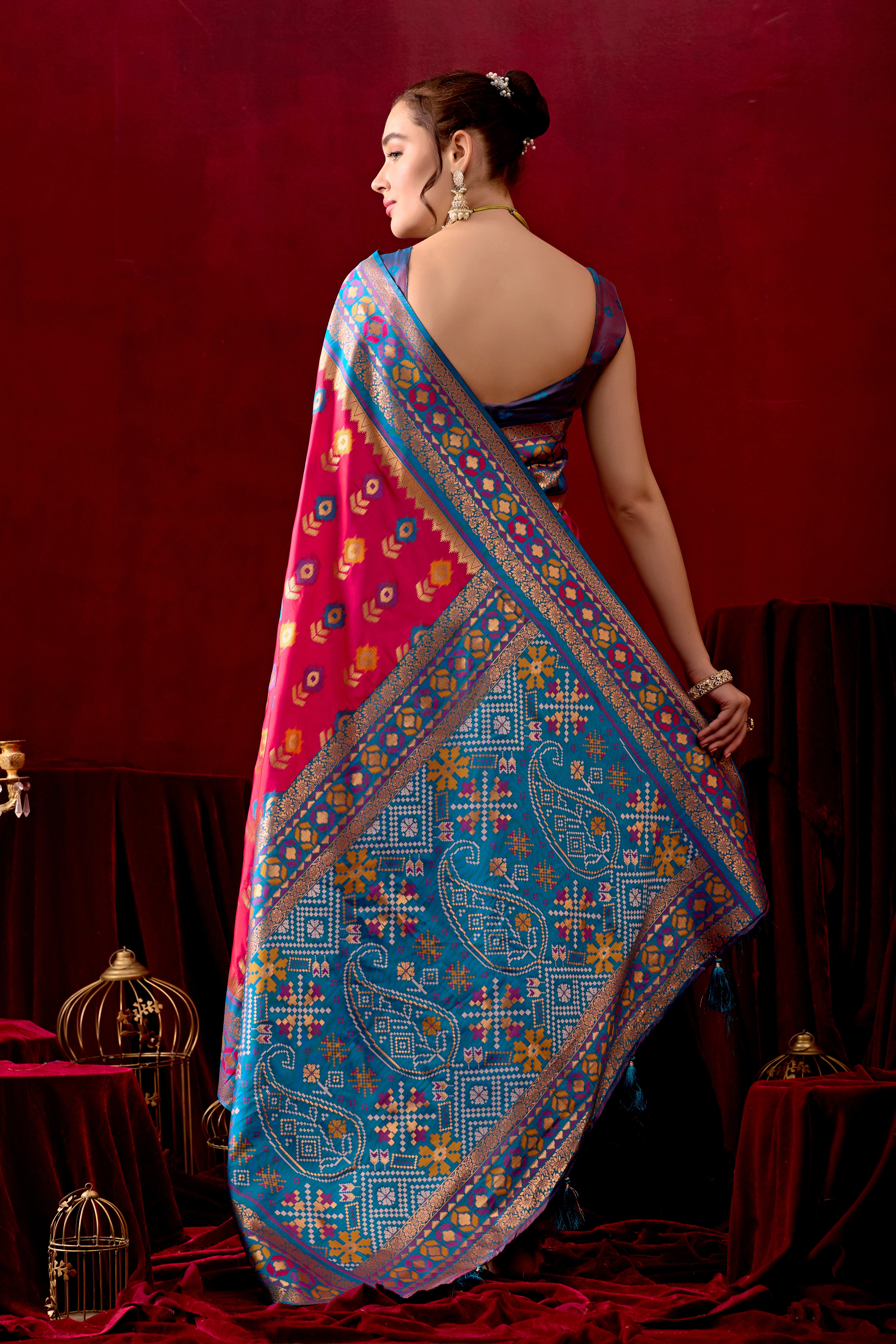 Vasanti Rani & Rama Contrast Banarasi Silk Saree