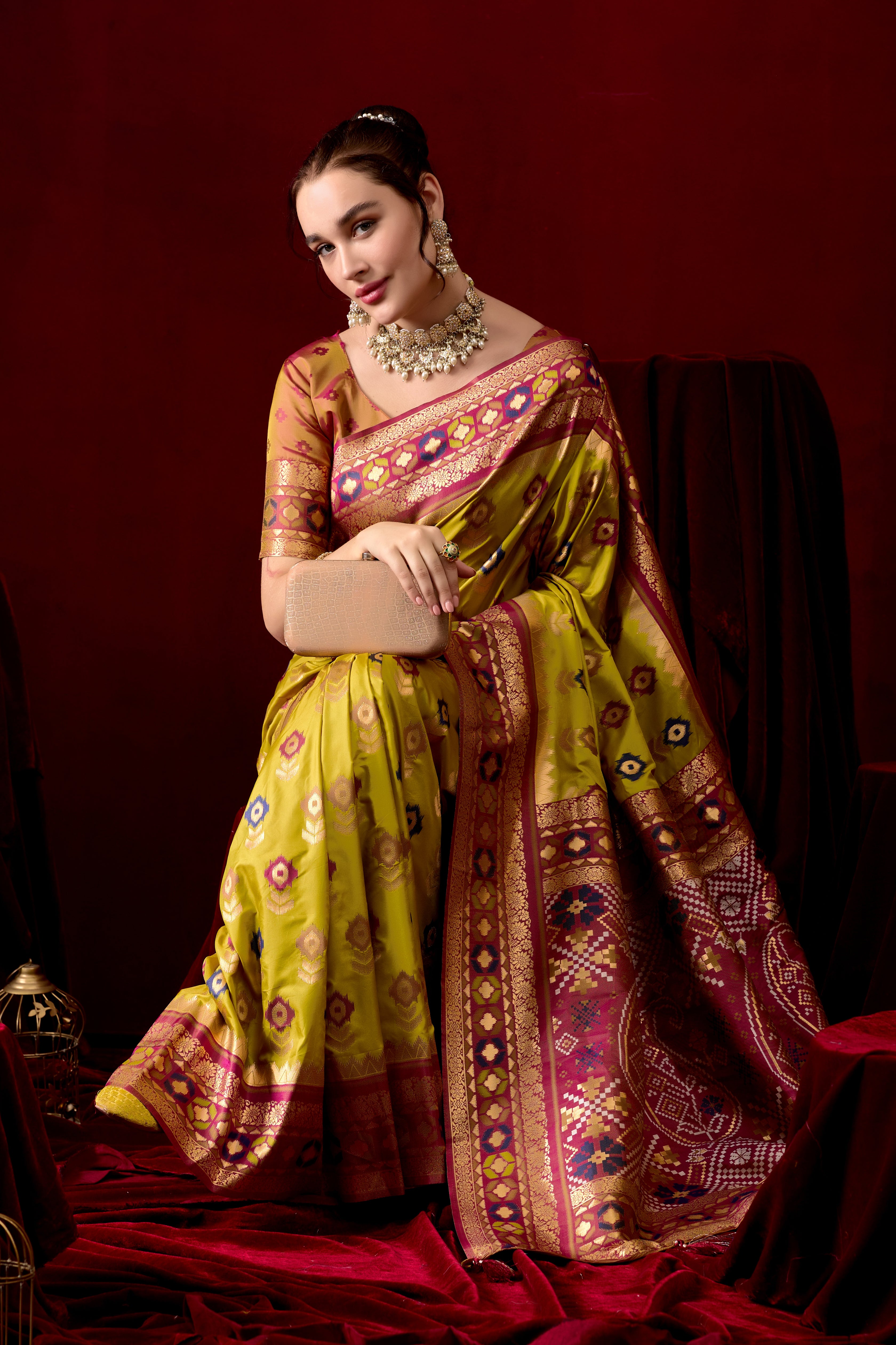 Vasanti Mehendi & Wine Contrast Banarasi Silk Saree