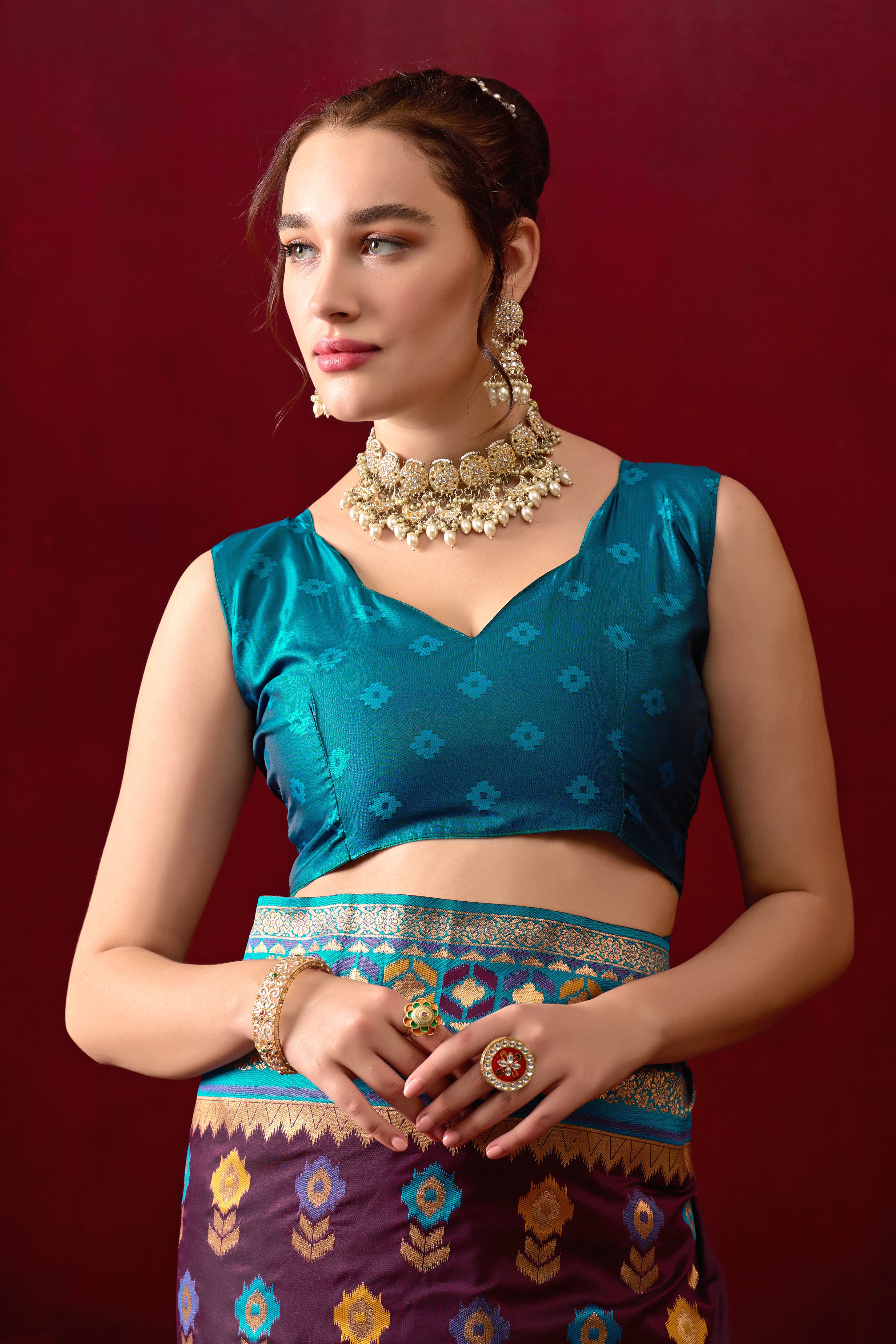 Vasanti Wine & Firoji Contrast Banarasi Silk Saree