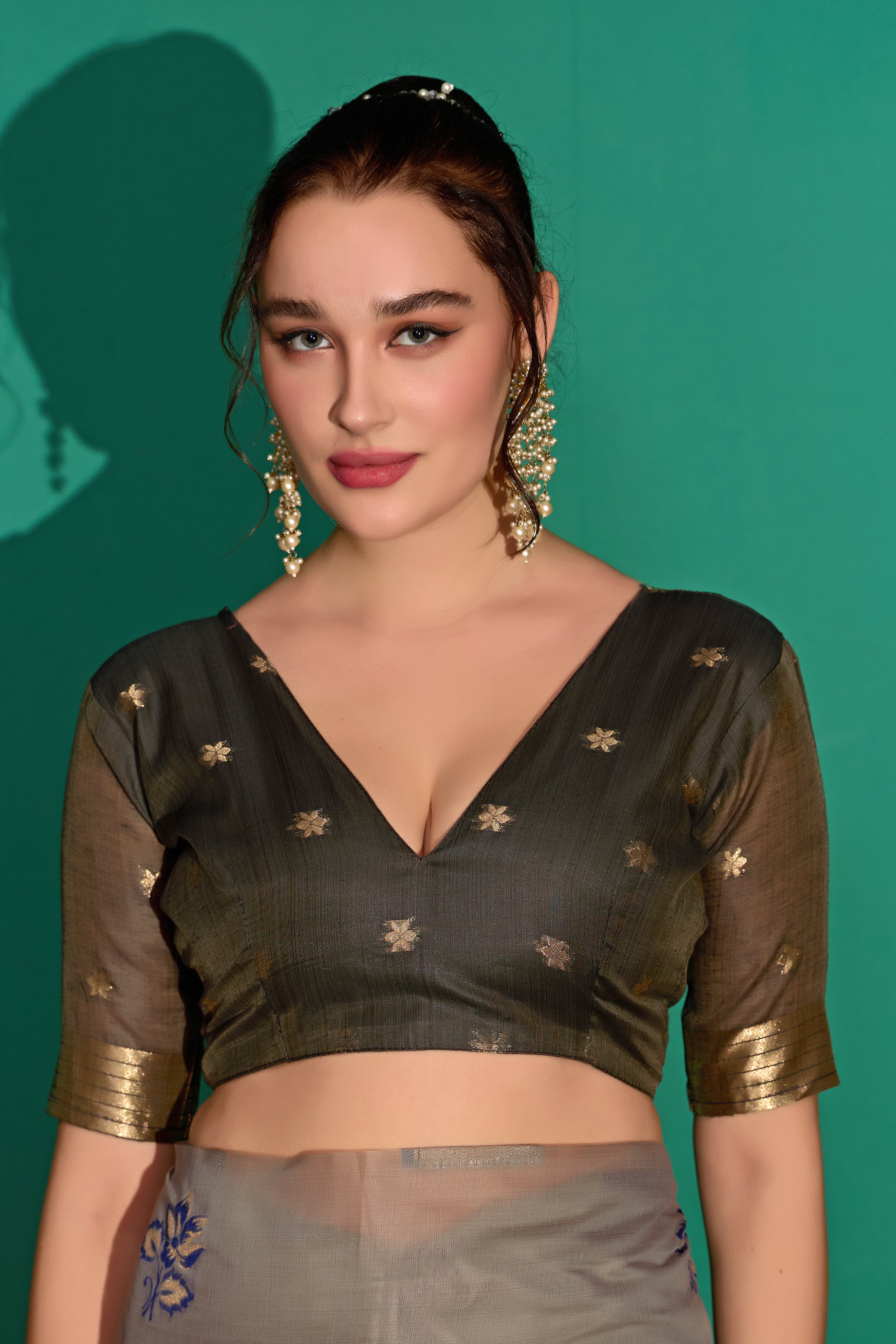 Kathavastra Woven Floral Design Muga Cotton Saree in Gray