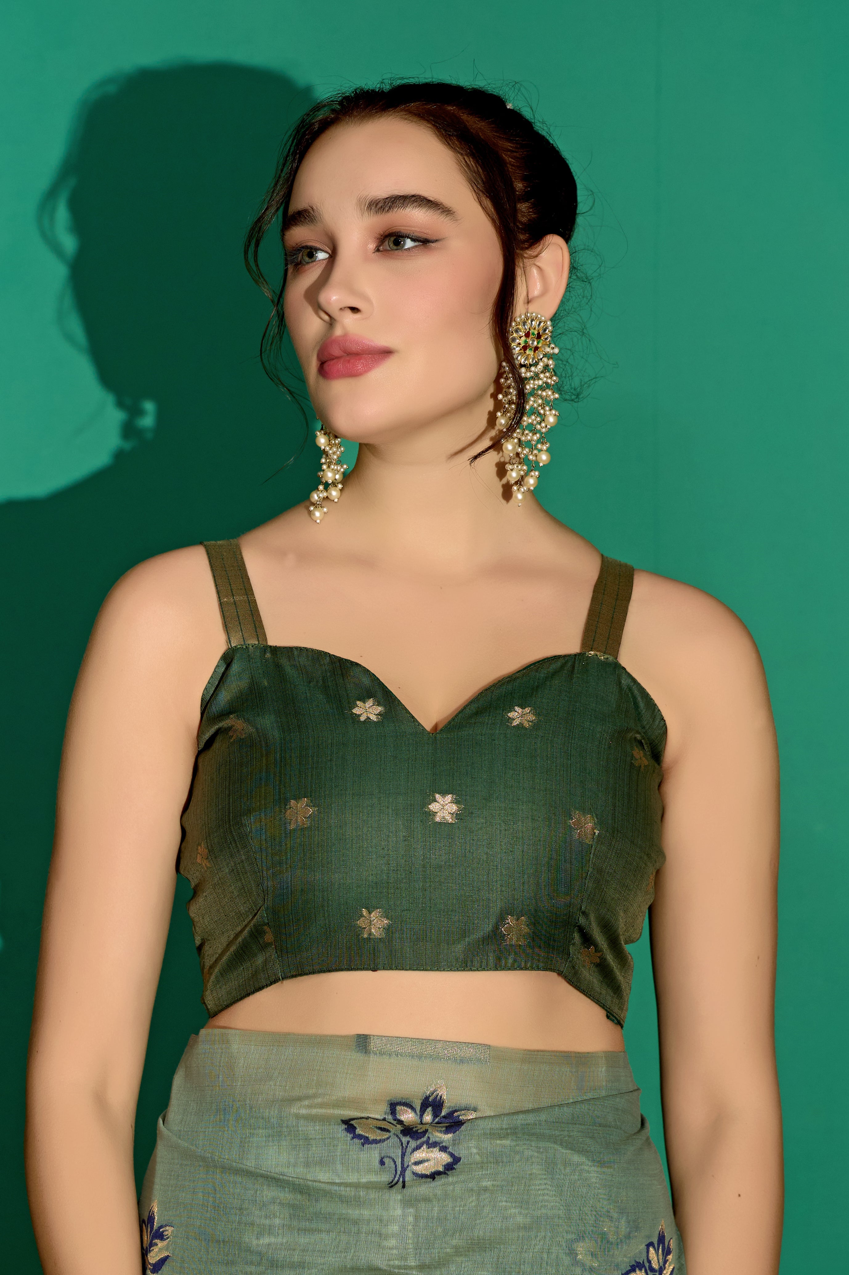 Kathavastra Woven Floral Design Muga Cotton Saree in Green