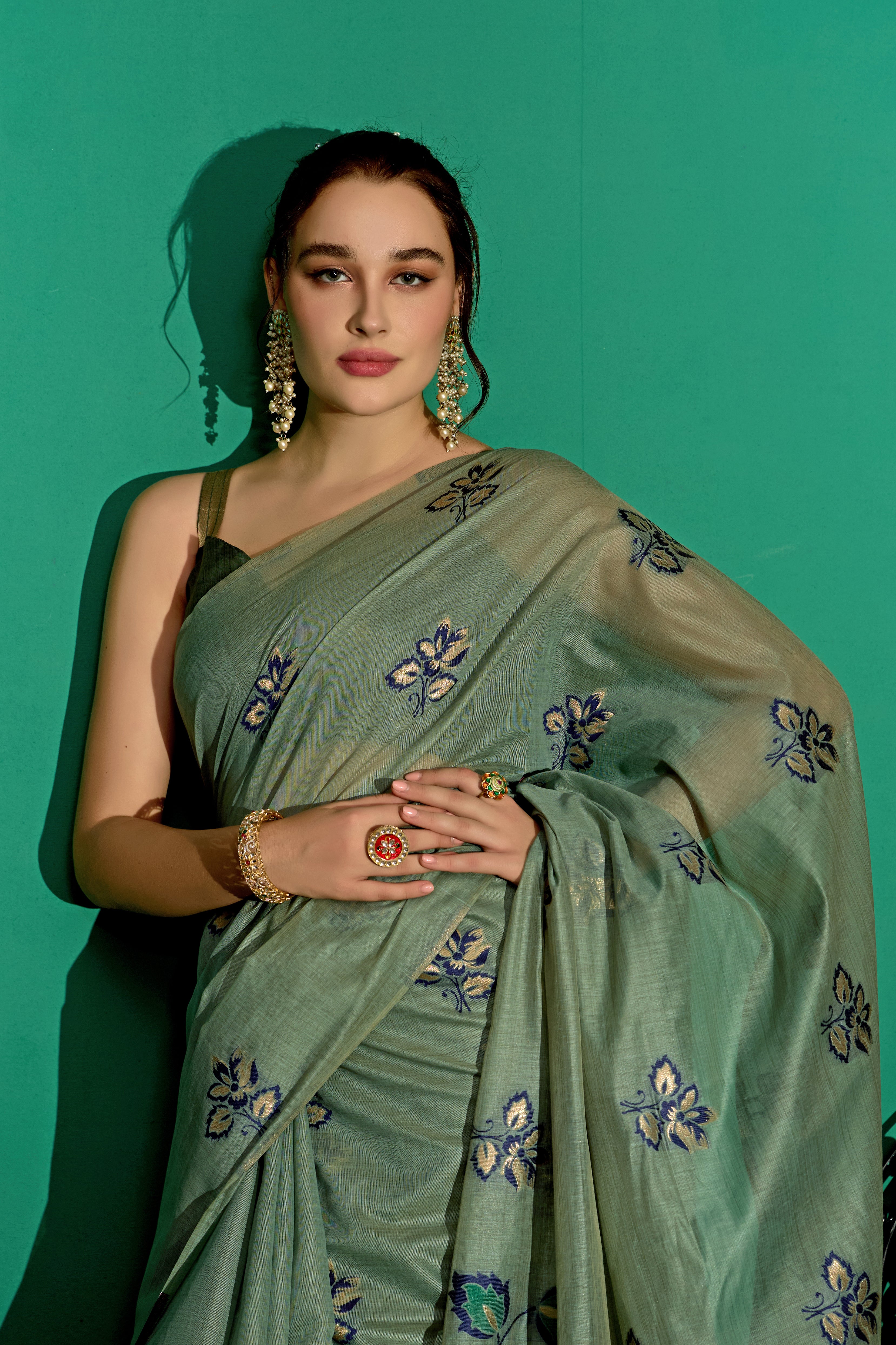 Kathavastra Woven Floral Design Muga Cotton Saree in Green
