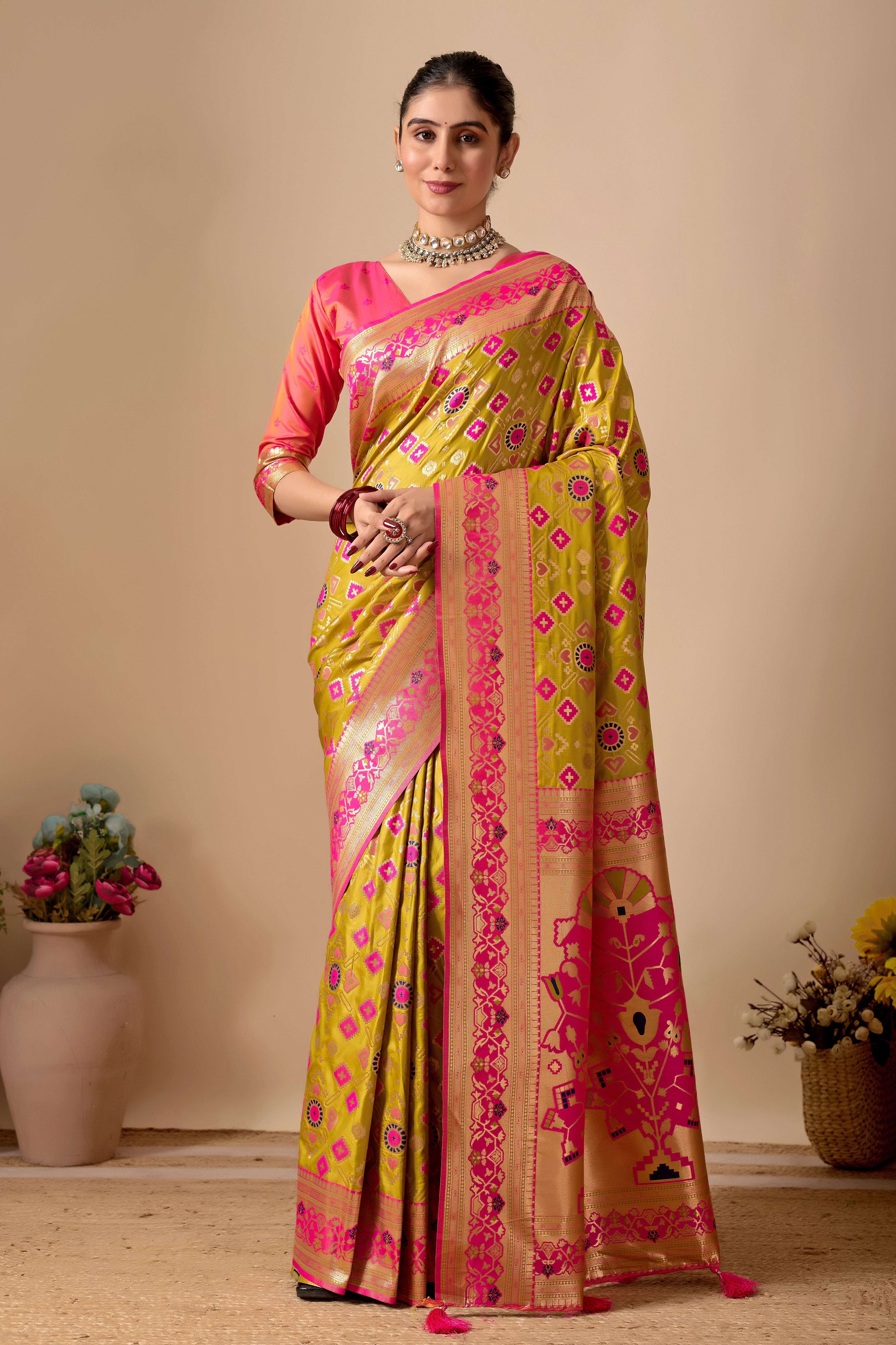 Patola Banarasi Silk Saree in Mehendi and Rani Contrast