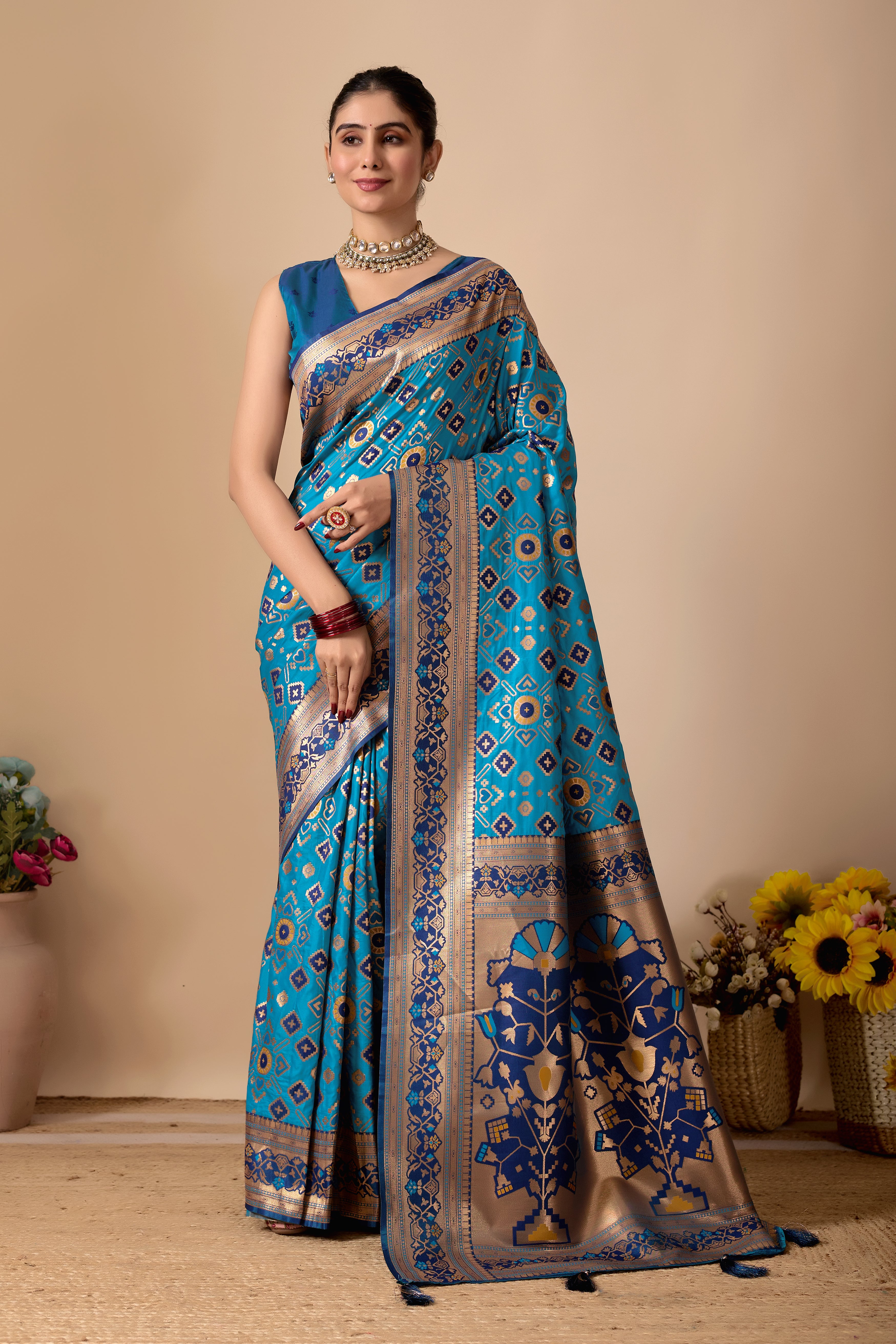 Patola Banarasi Silk Saree in Rama and Navy Blue Contrast