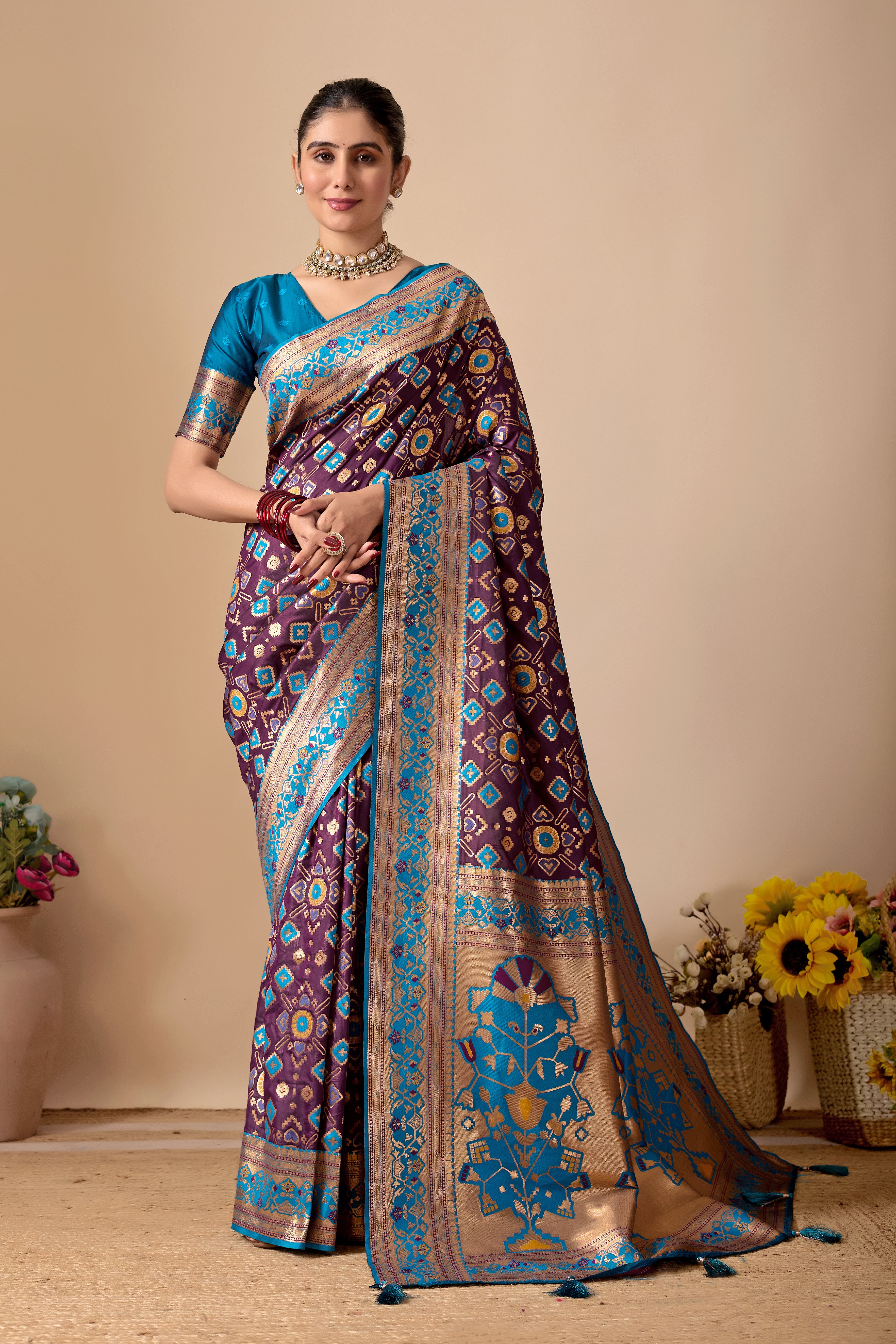 Patola Banarasi Silk Saree in Wine and Firoji Contrast