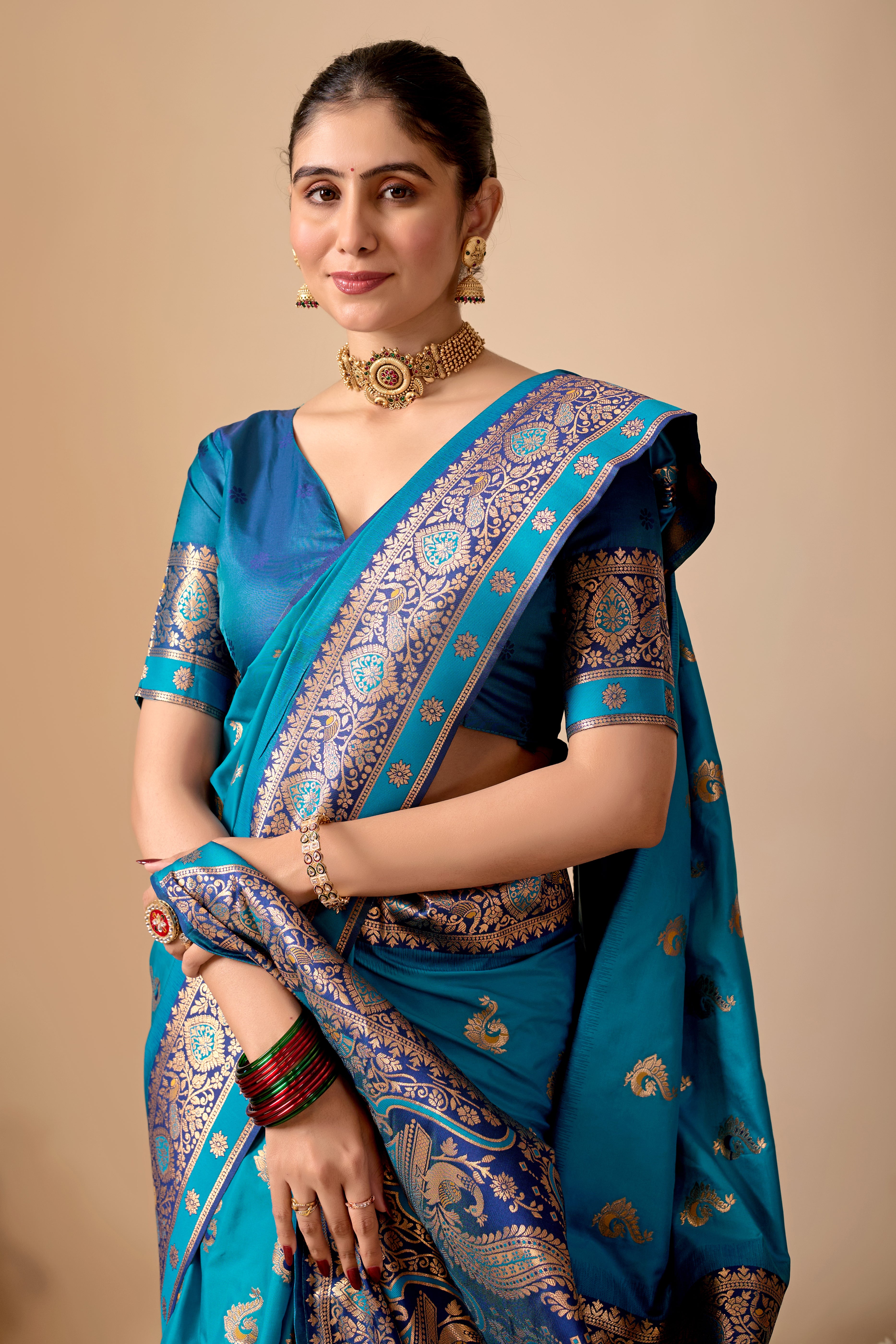 Aakshi Banarasi Silk Saree in Rama & Navy Blue Contrast