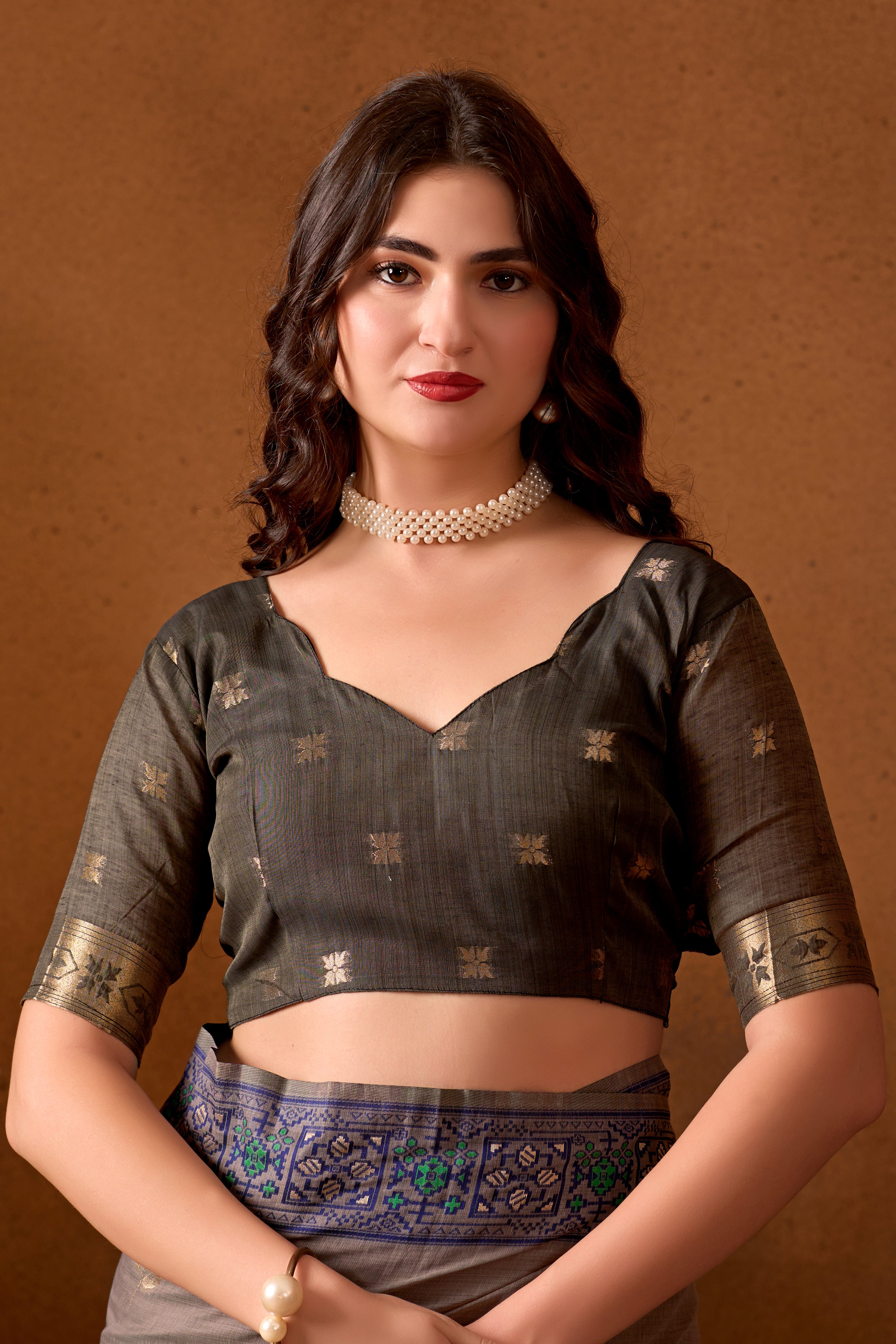 Woven Design Ethnic Motif Muga Cotton Saree in Grey