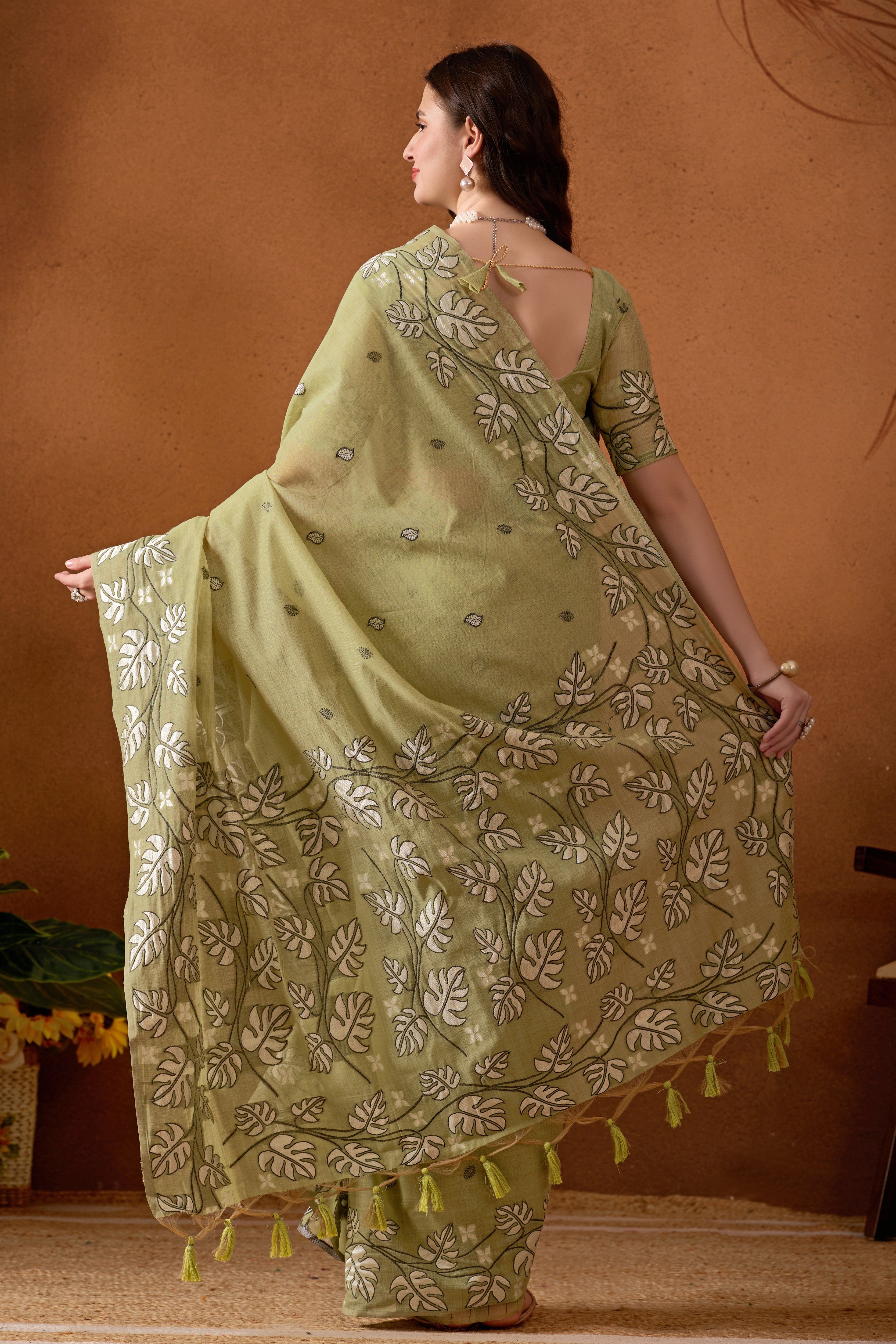 Leaf Harmony Chanderi Cotton Saree in Green