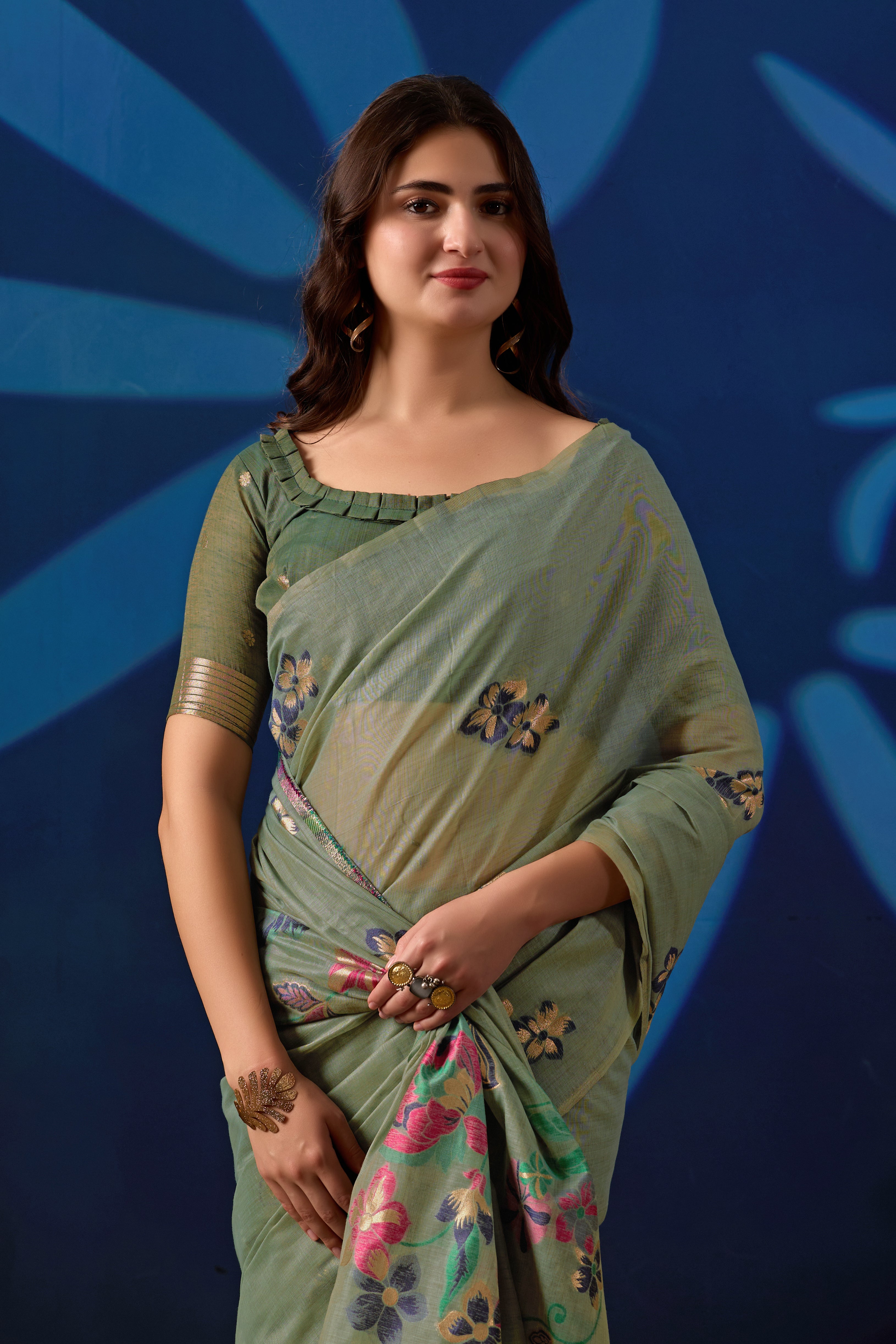 Elegant Floral Weave Muga Cotton Silk Saree in Green with Dark Green Contrast