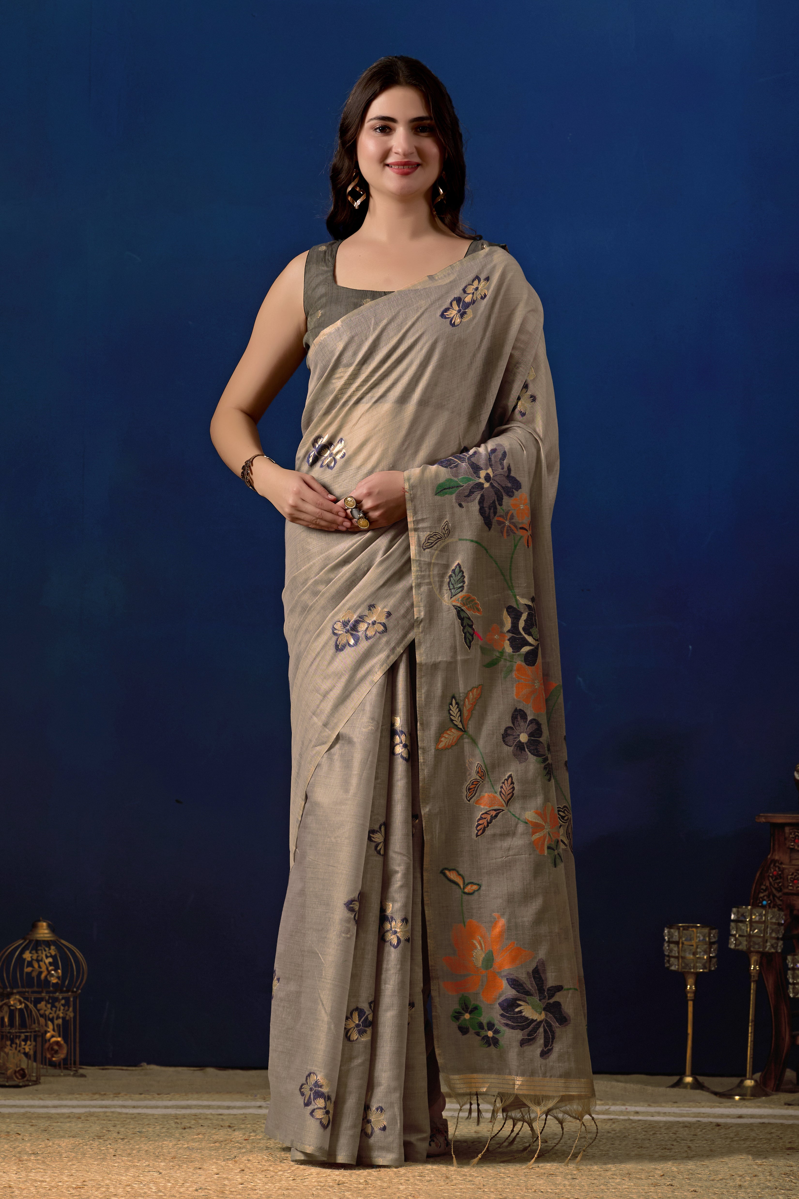 Elegant Floral Weave Muga Cotton Silk Saree in Gray with Dark Gray Contrast