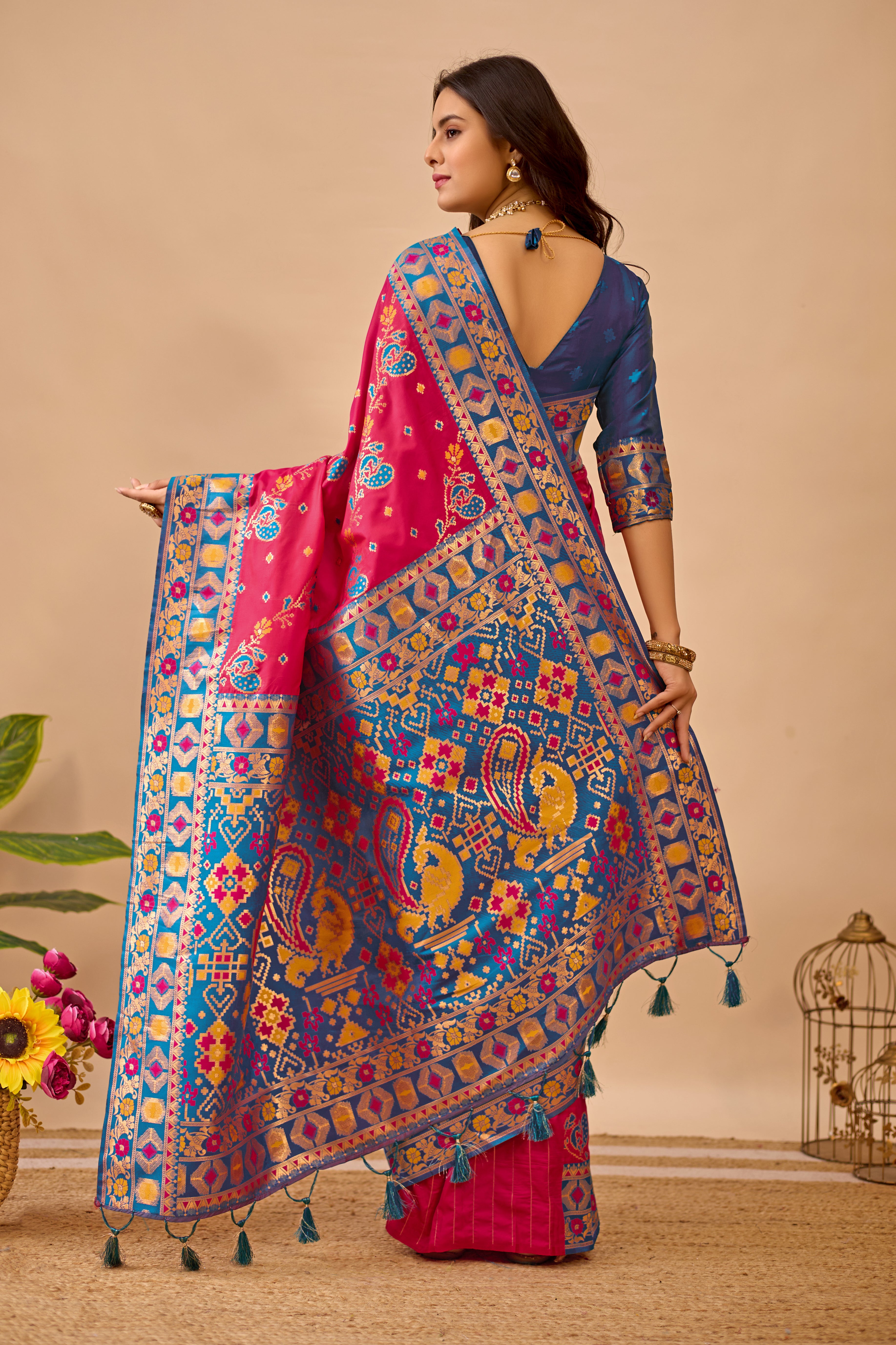 Rani Banarasi Silk Saree with Peacock Motifs & Firozi Contrast Pallu