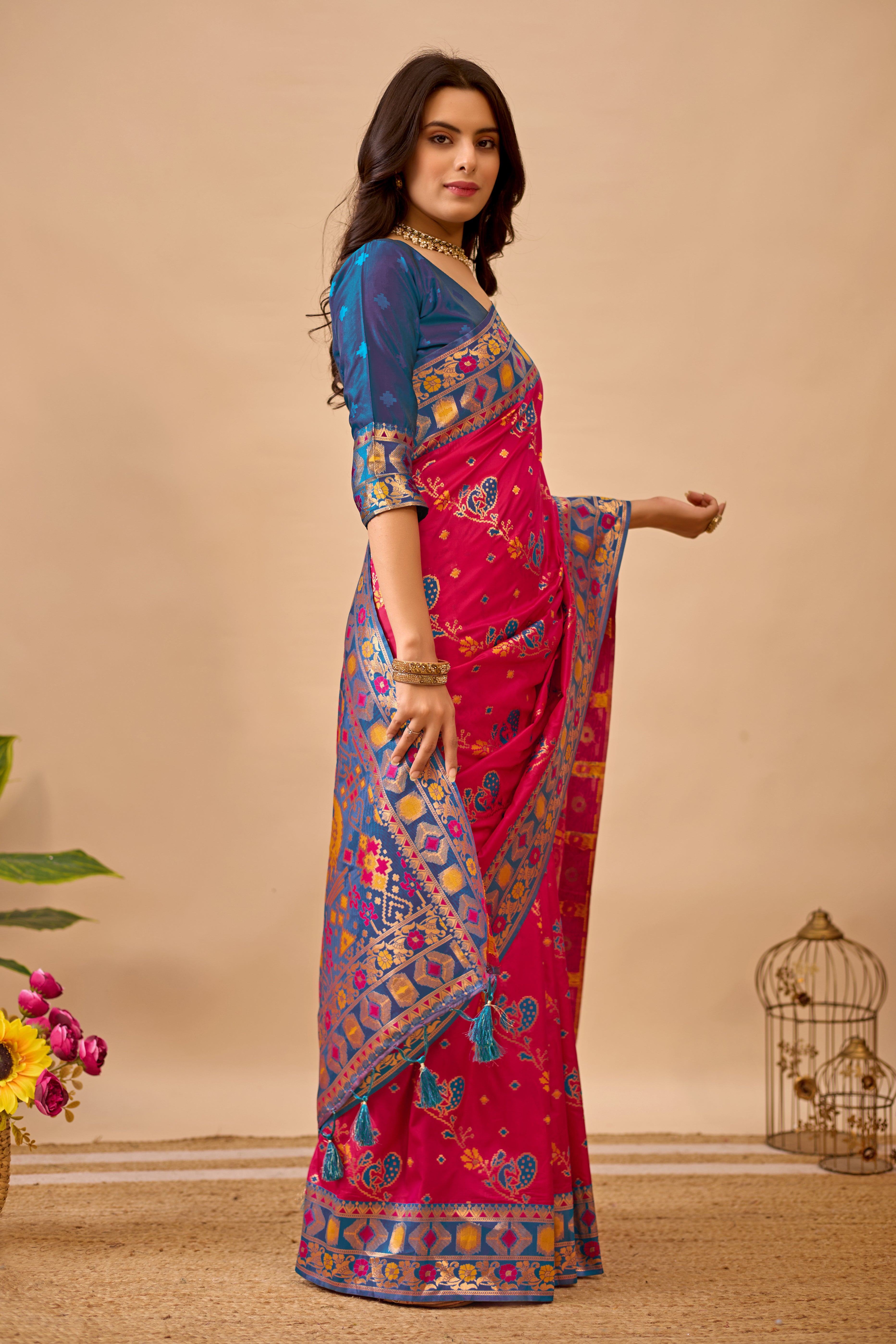 Rani Banarasi Silk Saree with Peacock Motifs & Firozi Contrast Pallu