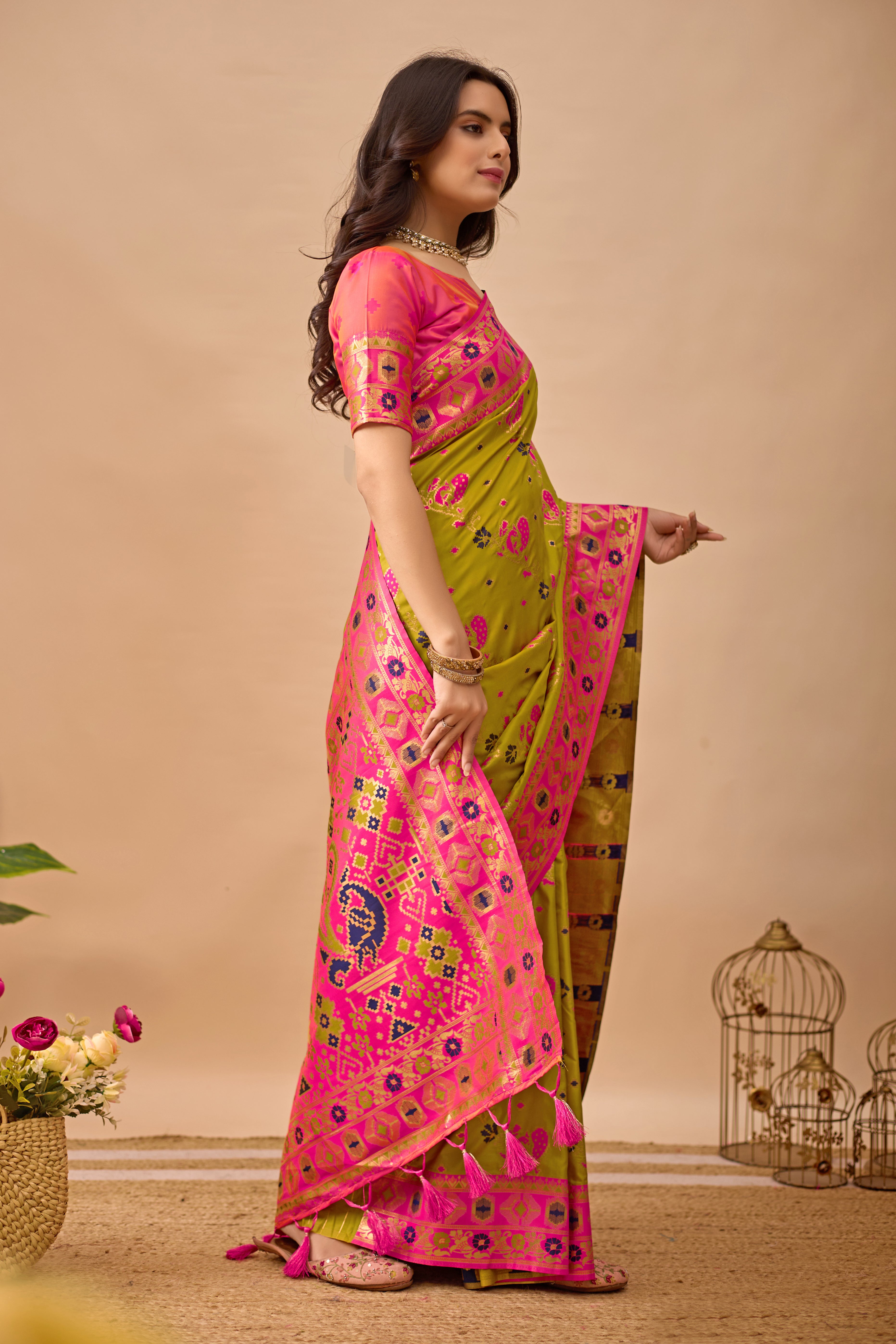 Mehendi Banarasi Silk Saree with Peacock Motifs & Pink Contrast Pallu