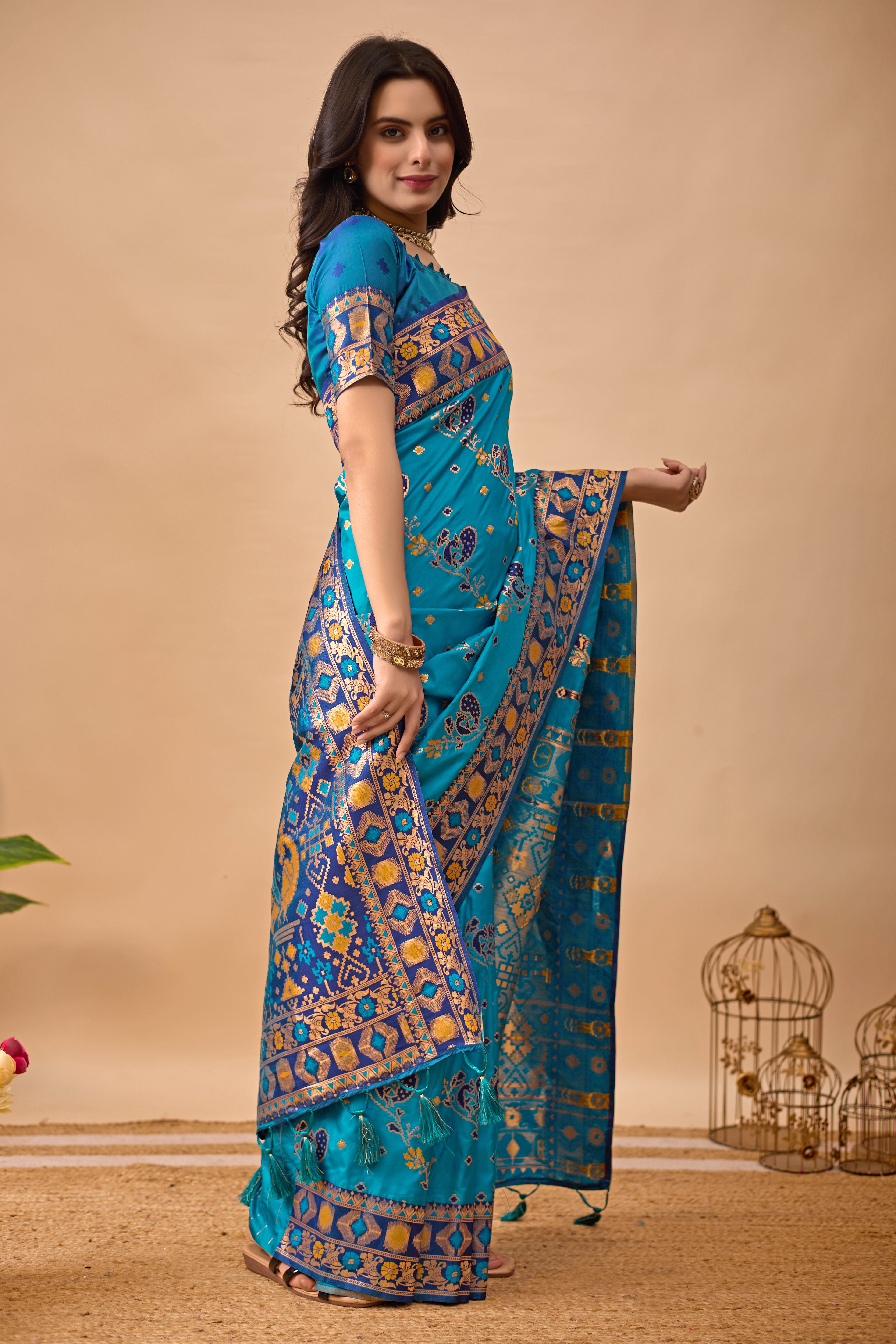 Firozi Banarasi Silk Saree with Peacock Motifs & Navy Blue Contrast Pallu