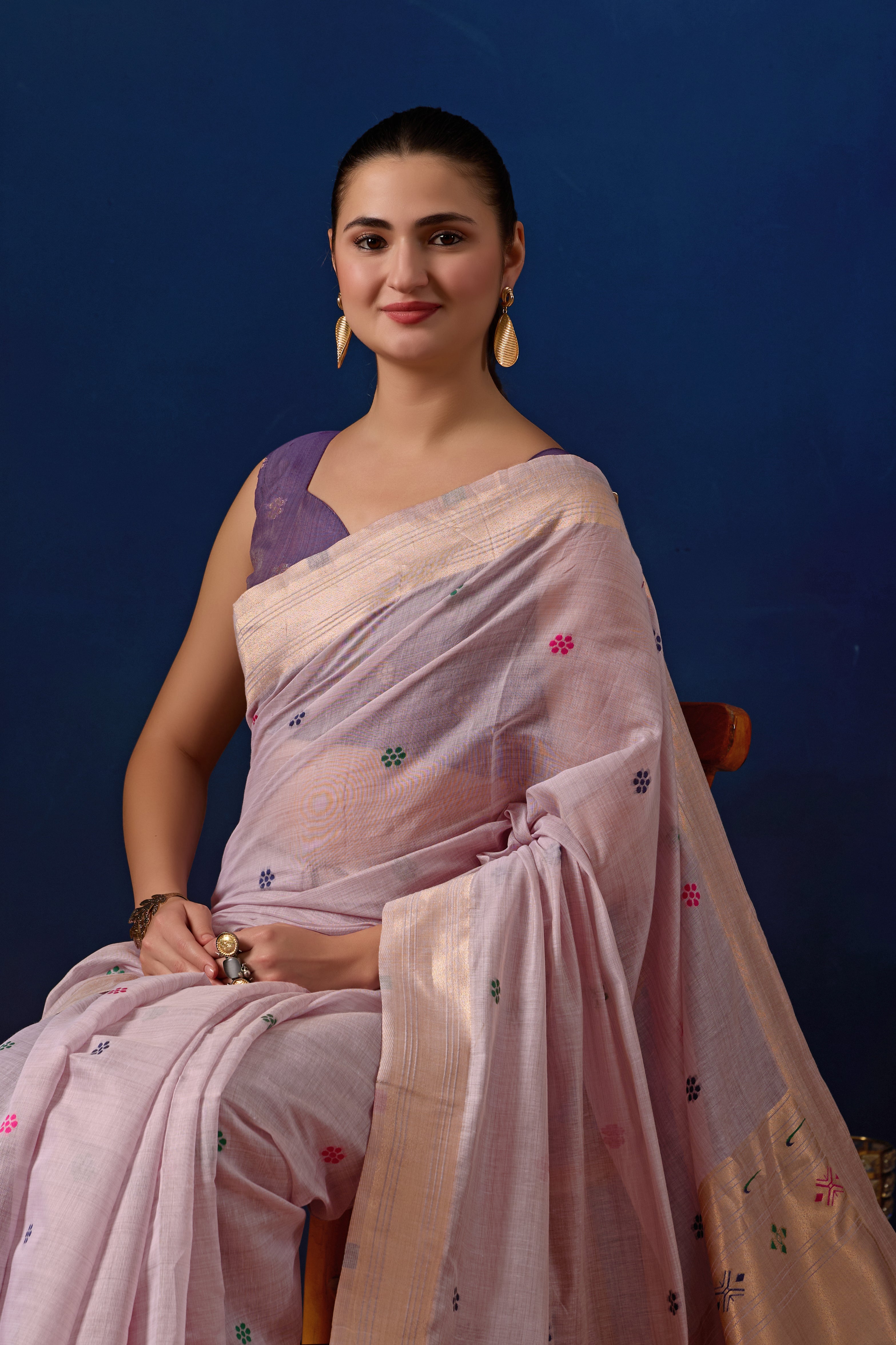Royal Blossom Paithani Silk Saree in Lavender with Majanta Contrast