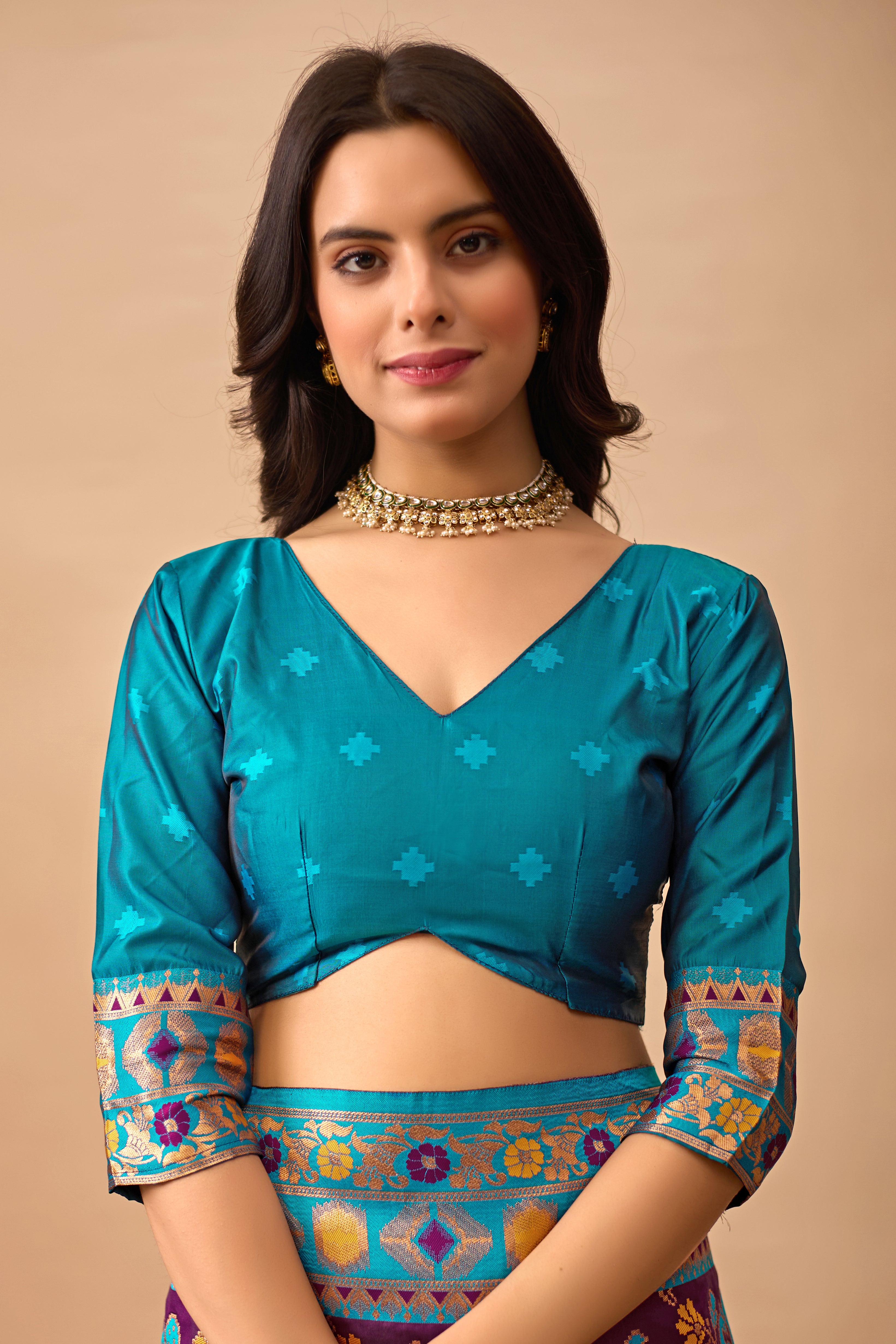 Wine Banarasi Silk Saree with Peacock Motifs & Firozi Contrast Pallu