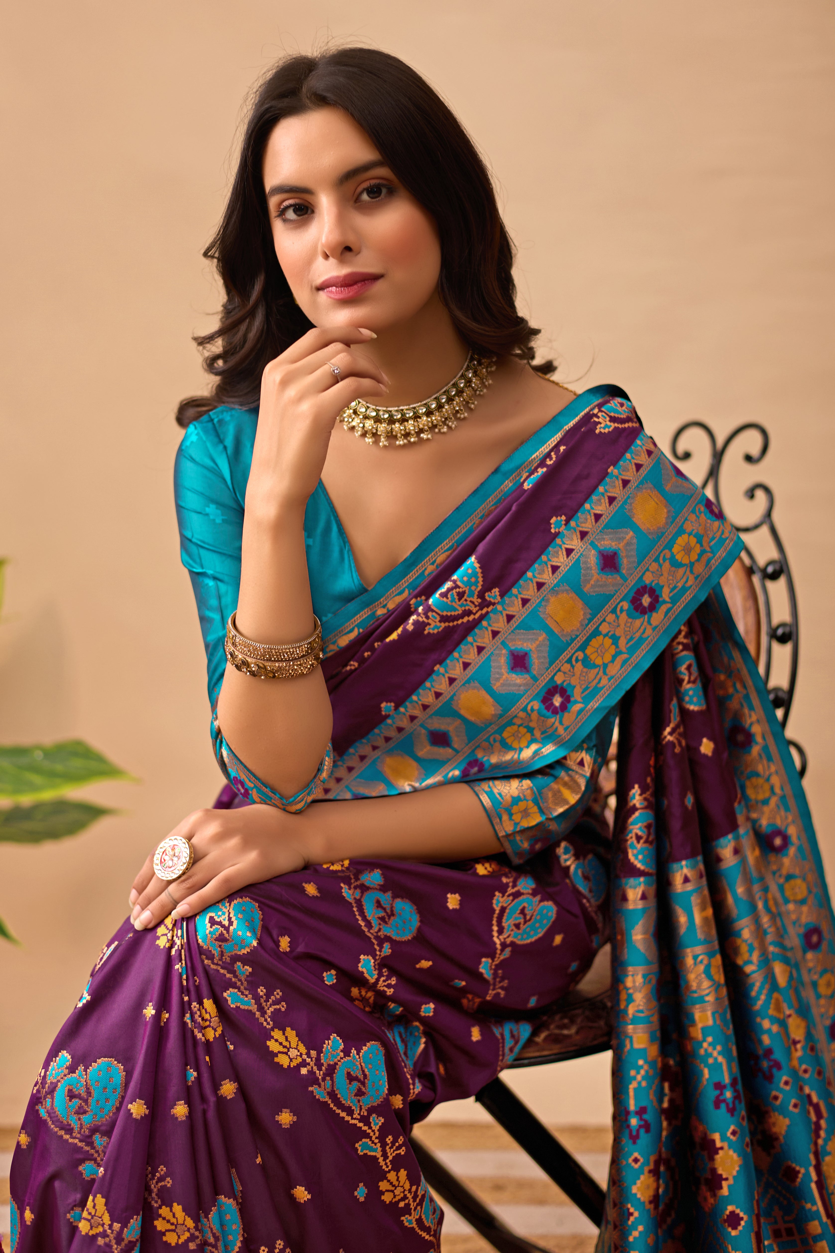 Wine Banarasi Silk Saree with Peacock Motifs & Firozi Contrast Pallu