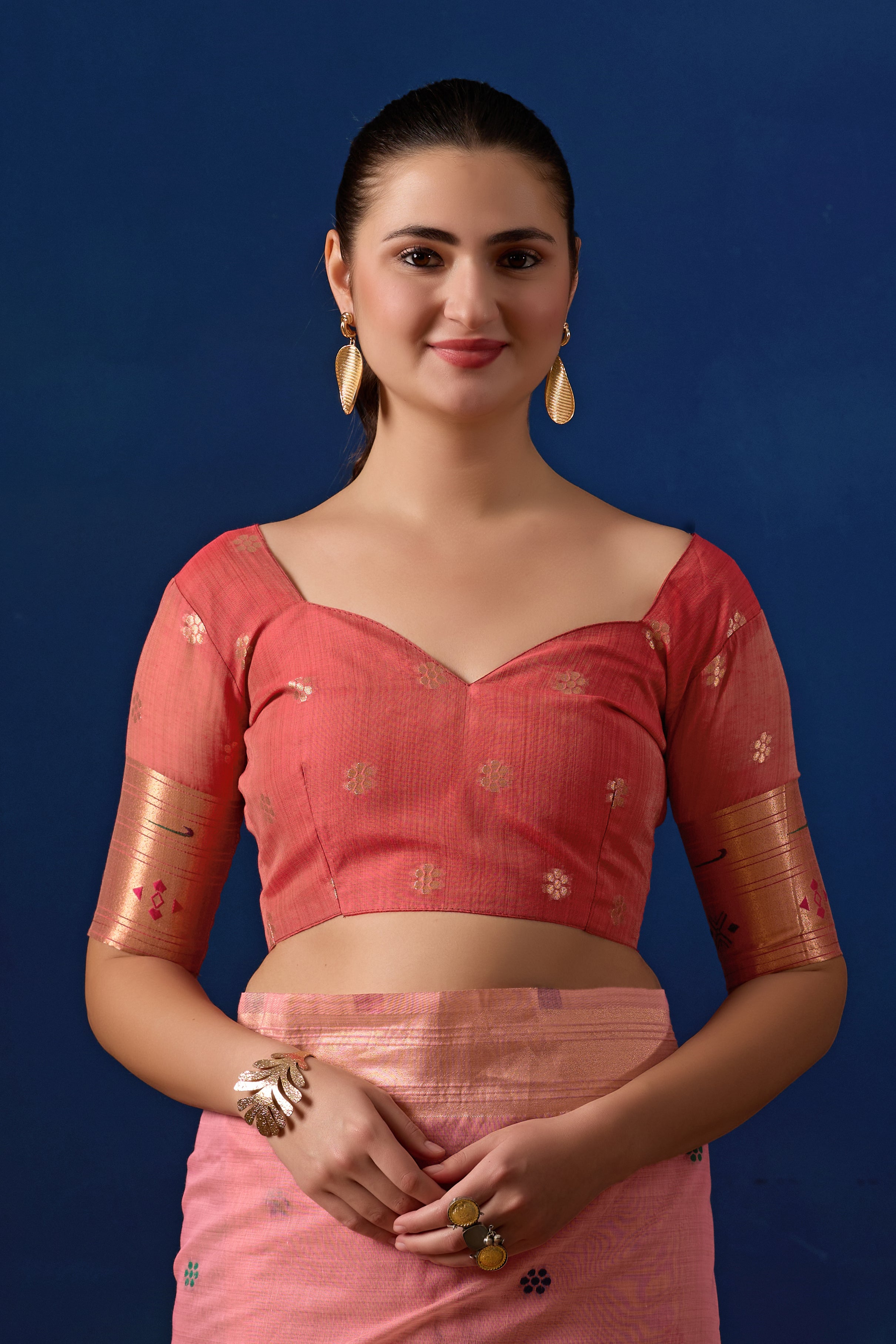 Royal Blossom Paithani Silk Saree in Pink with Dark Pink Contrast