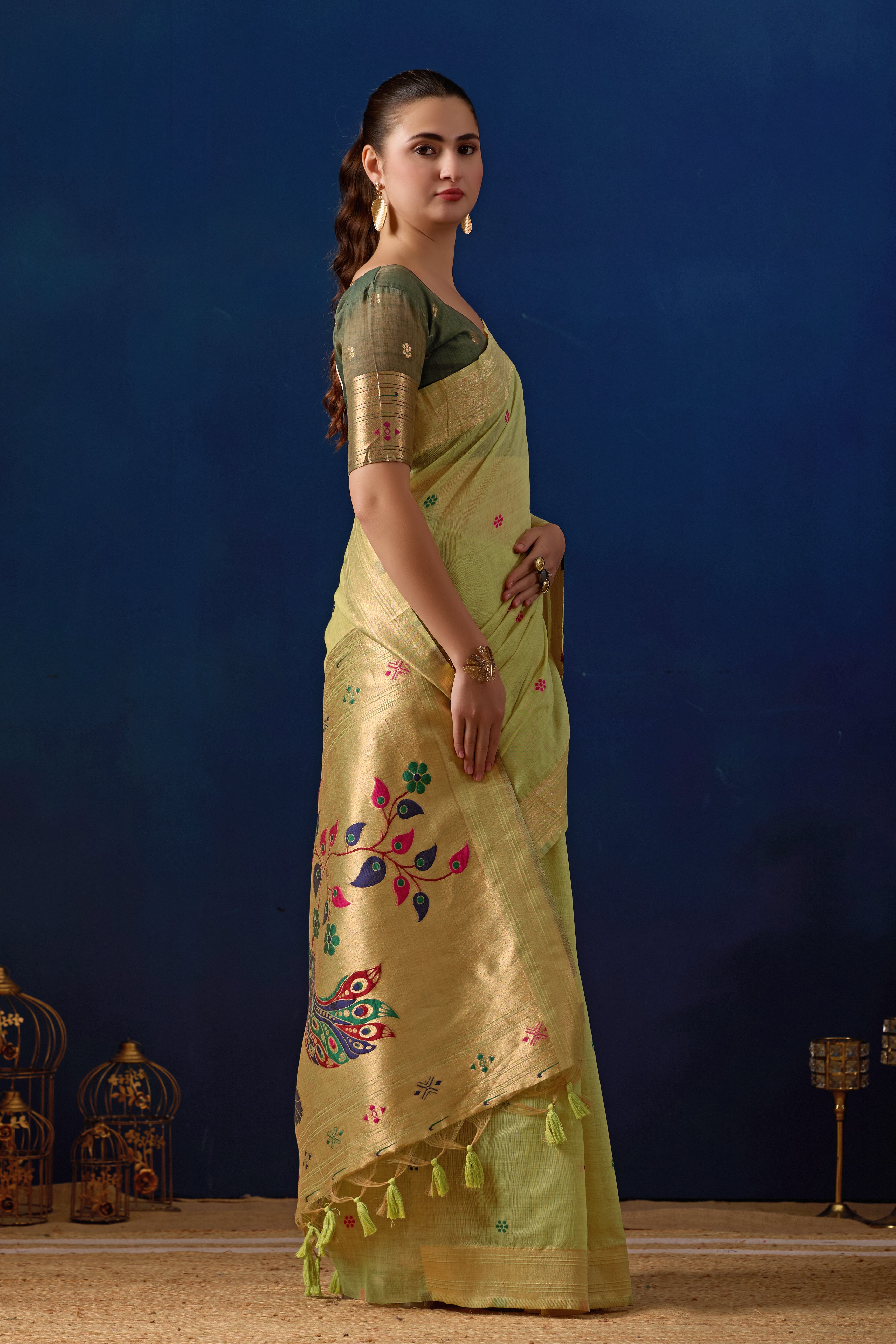 Royal Blossom Paithani Silk Saree in Green with Dark Green Contrast